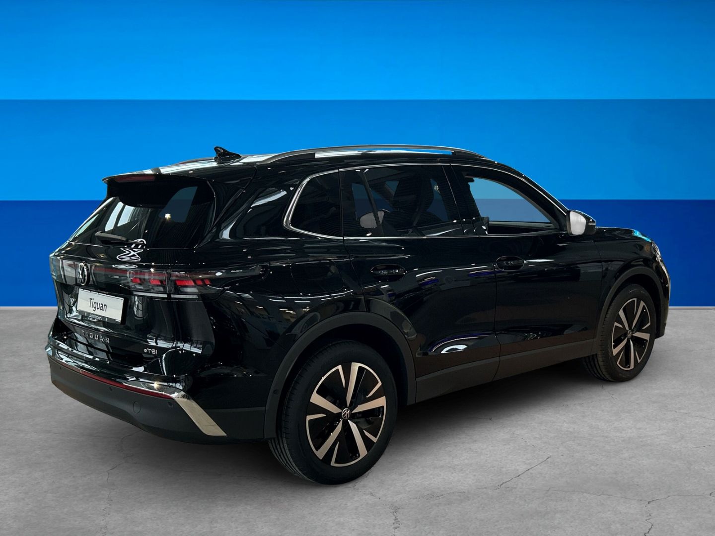 Fahrzeugabbildung Volkswagen Tiguan 1.5 Elegance 1,5l eTSI IQ.LIGHT IQ.DRIVE