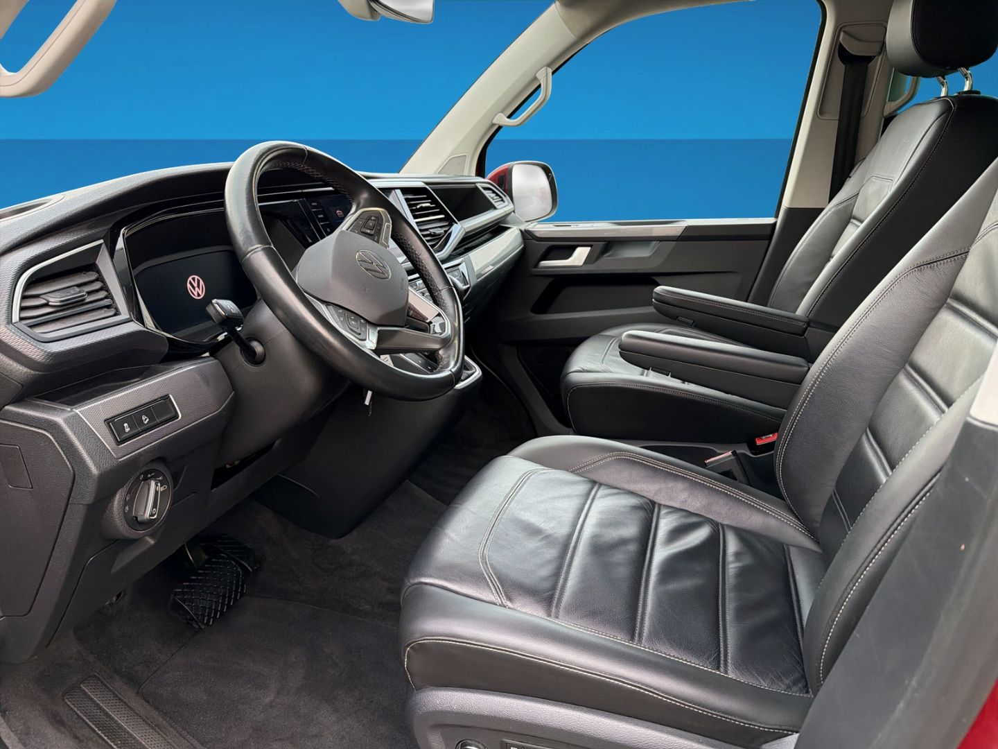 Fahrzeugabbildung Volkswagen T6.1 Multivan 2.0 TDI Generation Six 4MOTION