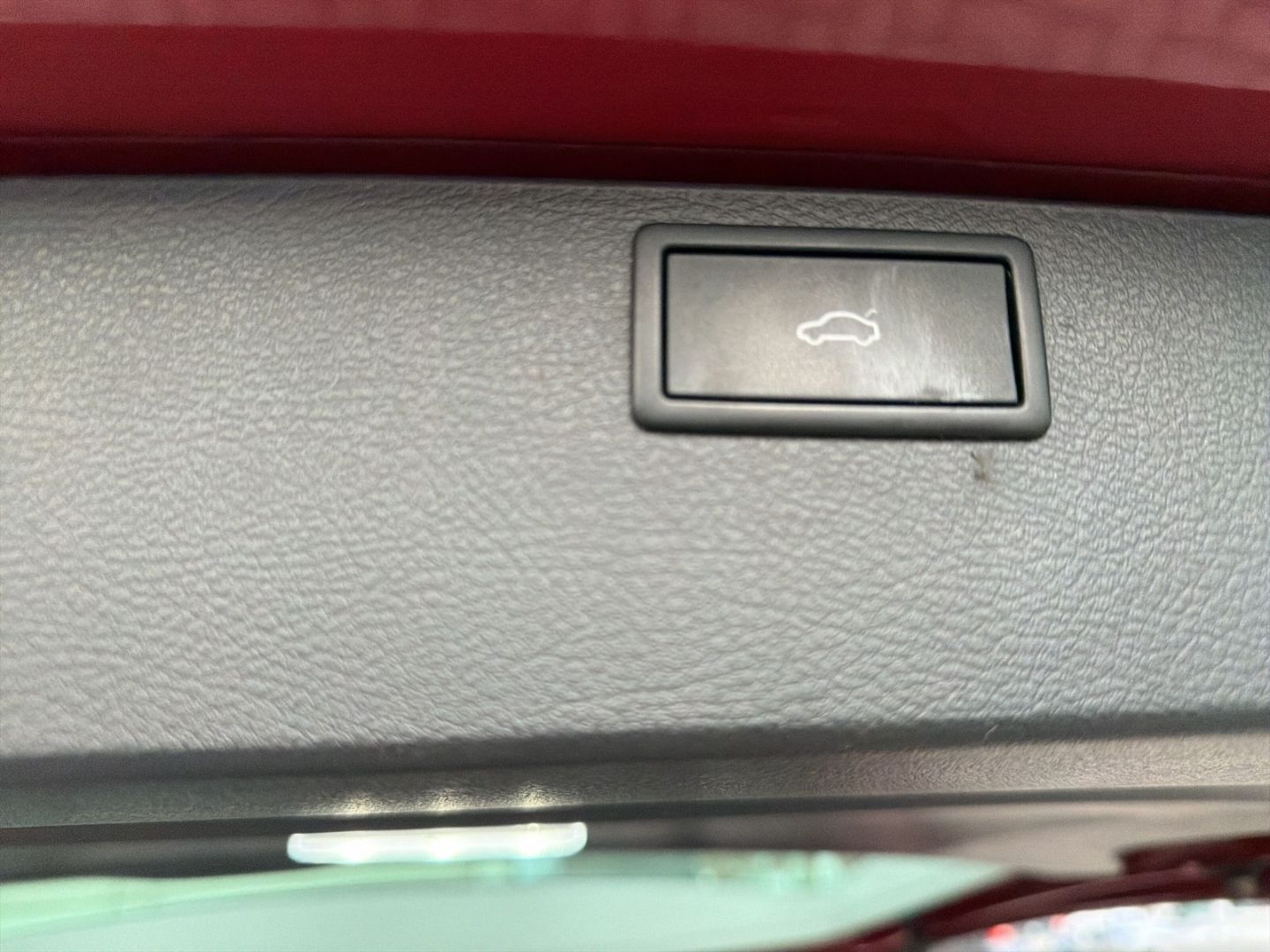 Fahrzeugabbildung Volkswagen T6.1 Multivan 2.0 TDI Generation Six 4MOTION