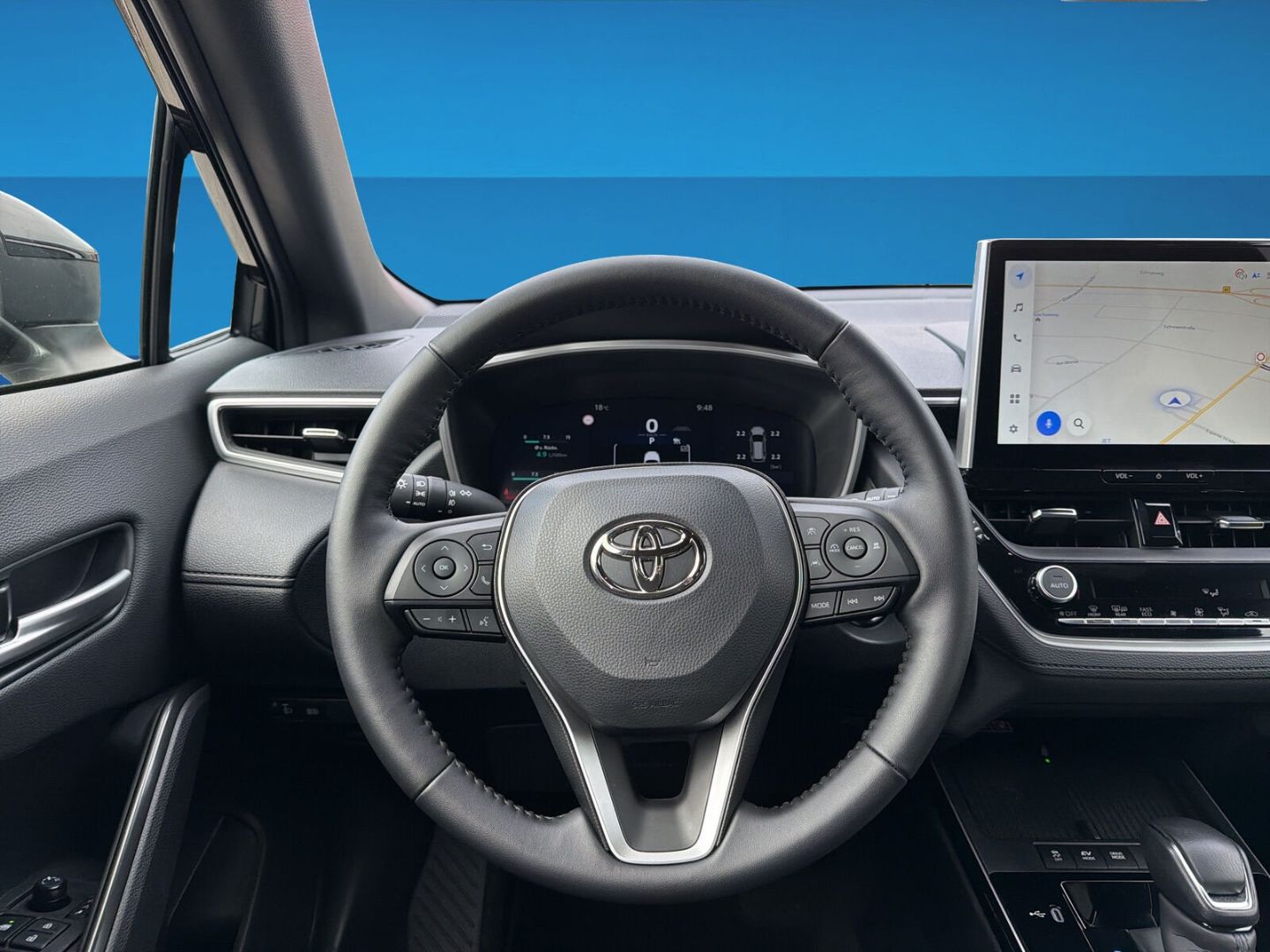 Fahrzeug 13 Fahrzeugabbildung Toyota Corolla Cross 2.0 Hybrid Teamplayer Deutschland - mit KI generiert/bearbeitet