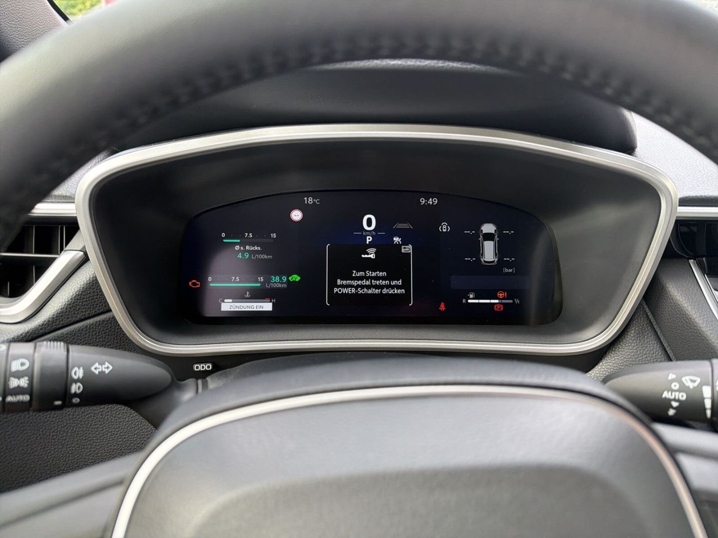 Fahrzeug 19 Fahrzeugabbildung Toyota Corolla Cross 2.0 Hybrid Teamplayer Deutschland - mit KI generiert/bearbeitet