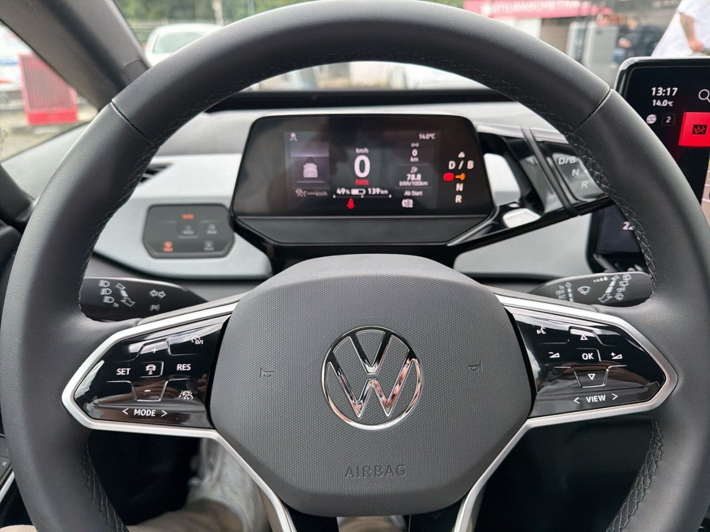 Fahrzeug 18 Fahrzeugabbildung Volkswagen ID.3 Pro 150 kW Move Rear View LED Clima - mit KI generiert/bearbeitet