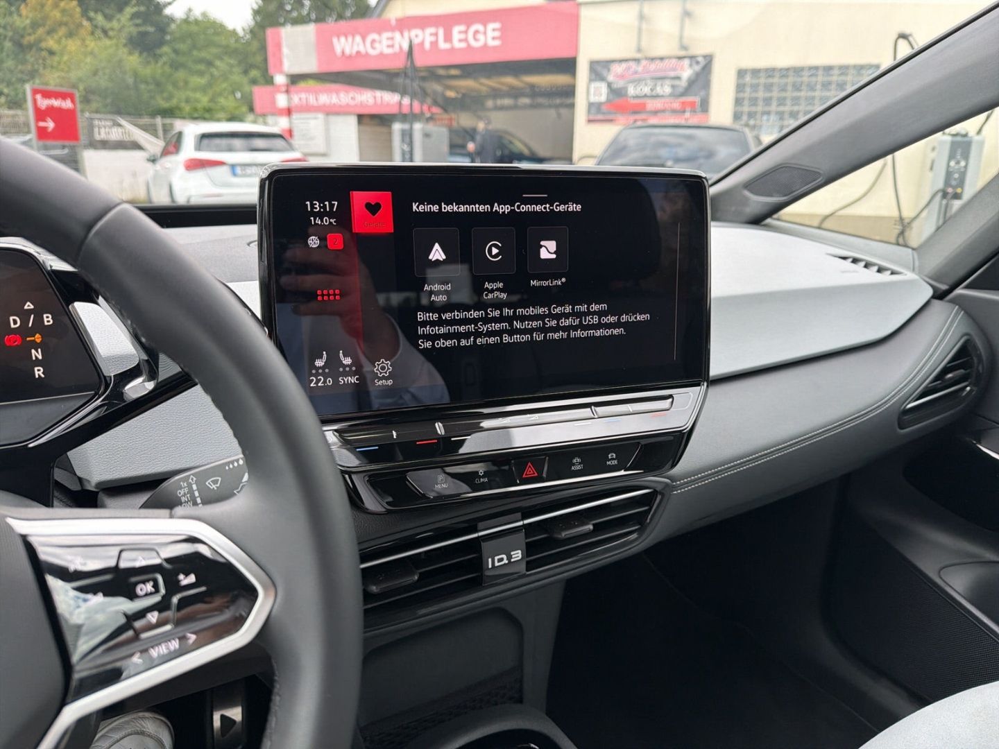 Fahrzeug 19 Fahrzeugabbildung Volkswagen ID.3 Pro 150 kW Move Rear View LED Clima - mit KI generiert/bearbeitet