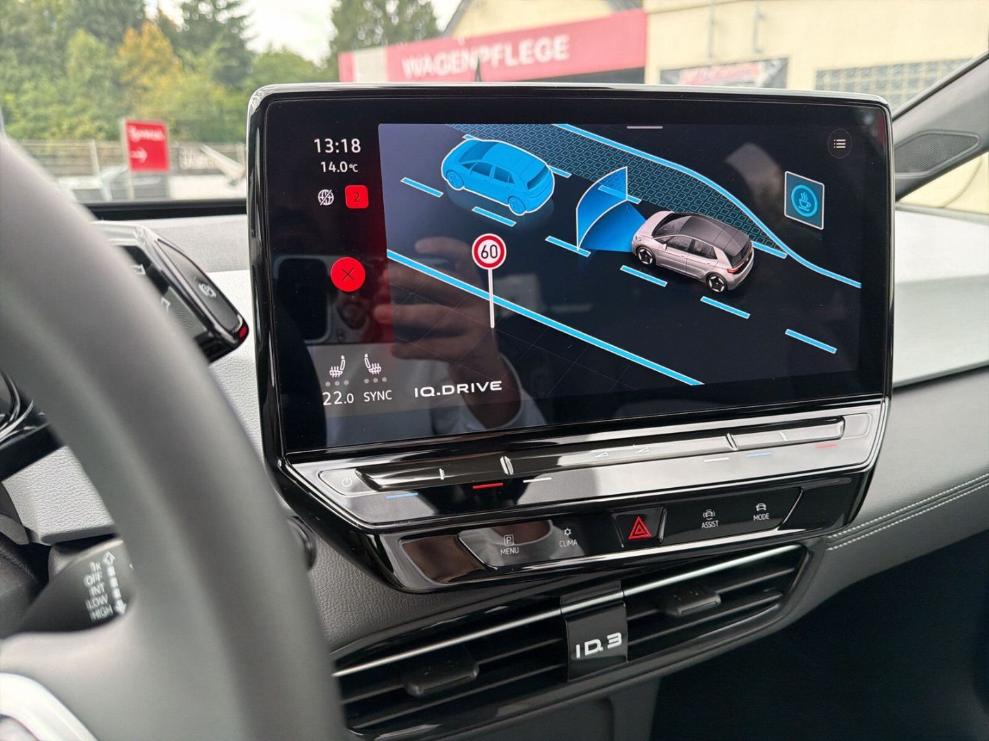 Fahrzeug 21 Fahrzeugabbildung Volkswagen ID.3 Pro 150 kW Move Rear View LED Clima - mit KI generiert/bearbeitet