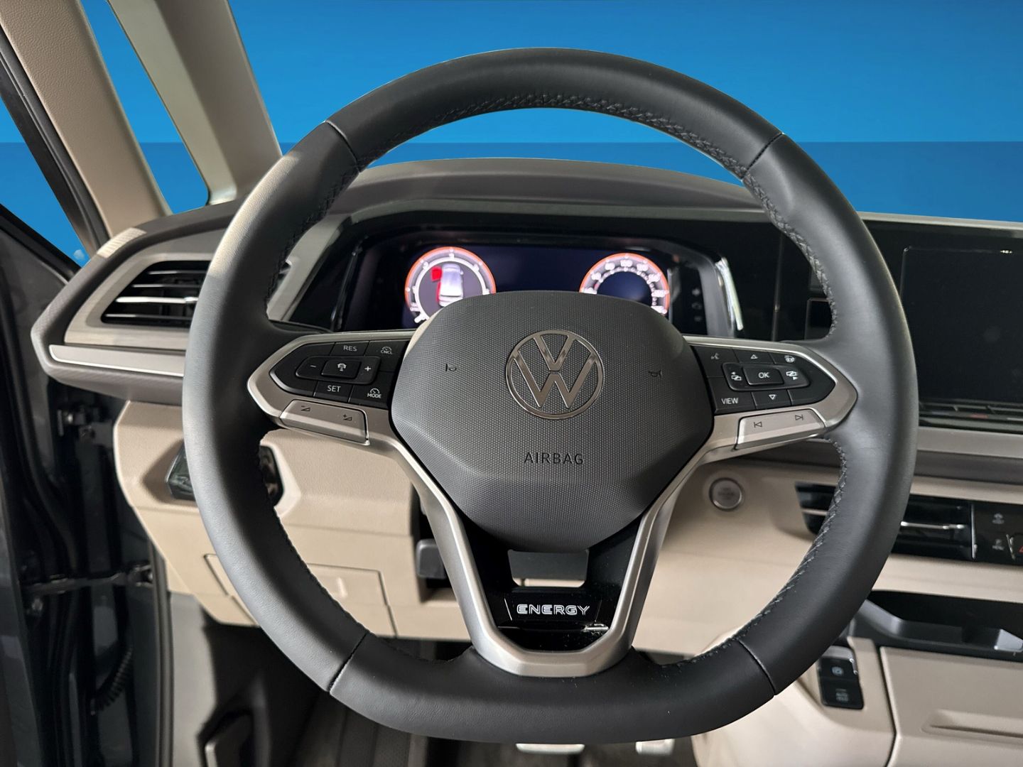 Fahrzeugabbildung Volkswagen T7 Multivan Life 2,0TDI SCR 110 kW Energy AHK LE