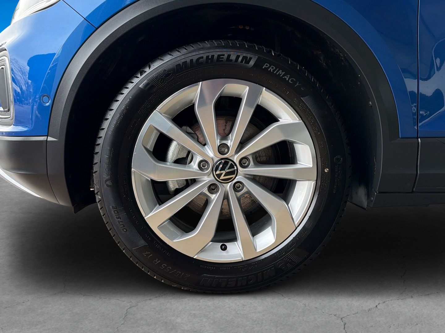 Fahrzeugabbildung Volkswagen T-Roc 1.0 TSI Life  Climatronic Navi Rear View