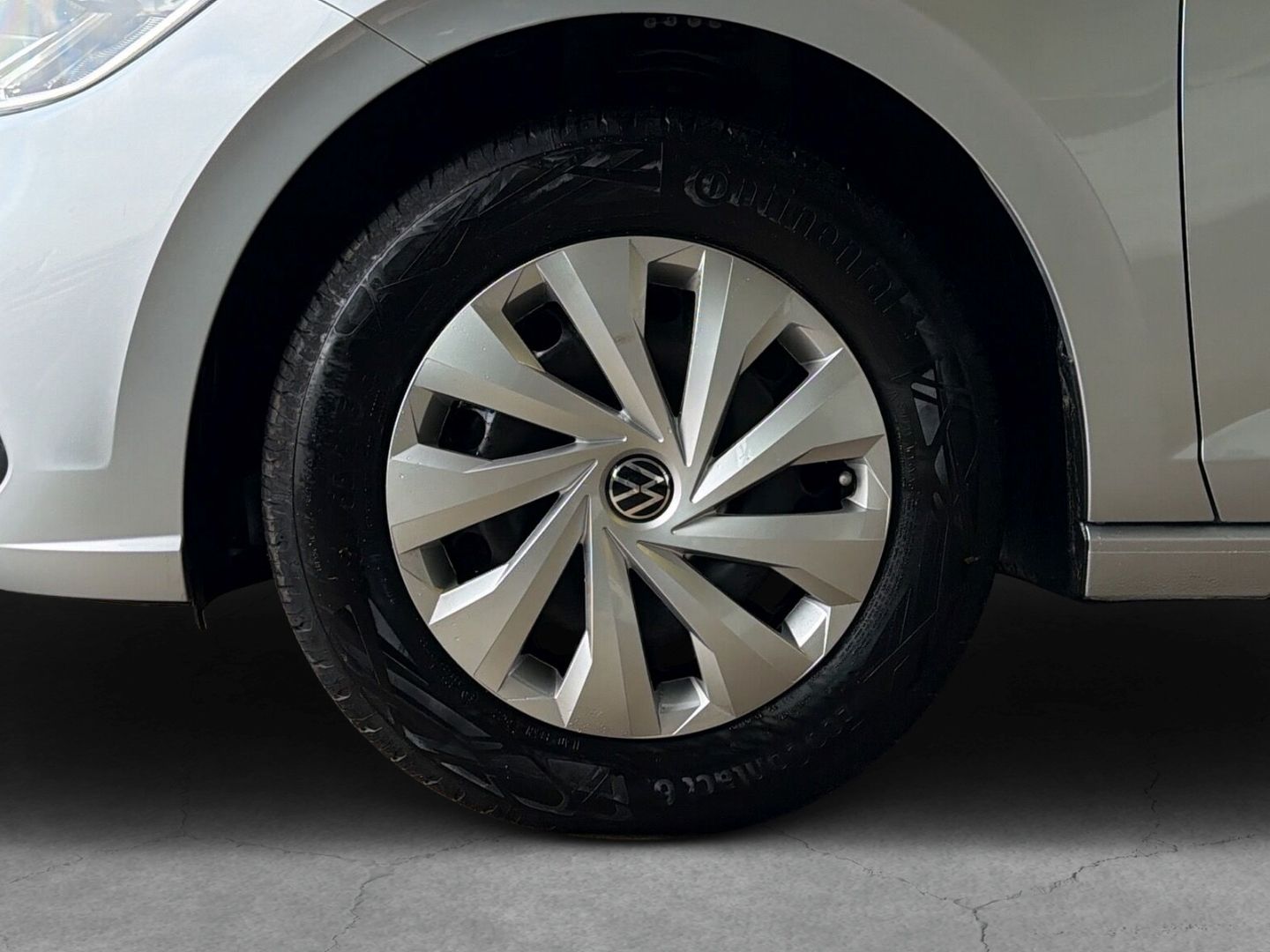 Fahrzeugabbildung Volkswagen Polo 1.0 TSI Life Klima Navi Einparkhilfe