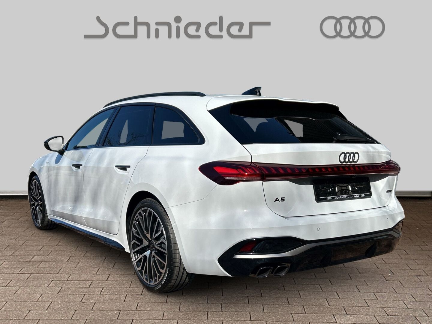 Fahrzeug 5 Fahrzeugabbildung Audi A5 AVANT edition one 2.0 TDI HUD+AHK+NAVI+LEDER+