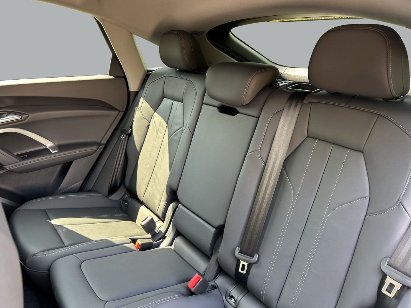 Fahrzeugabbildung Audi Q5 Sportback TDI quattro NAVI+LEDER+LED