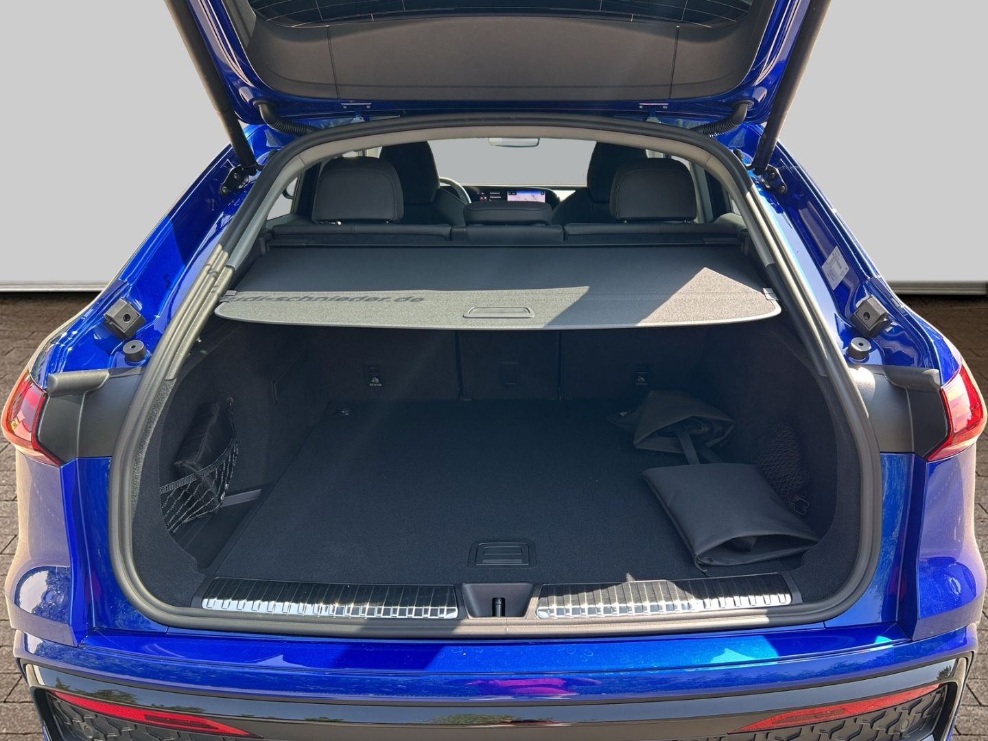 Fahrzeugabbildung Audi Q5 Sportback TDI quattro NAVI+LEDER+LED