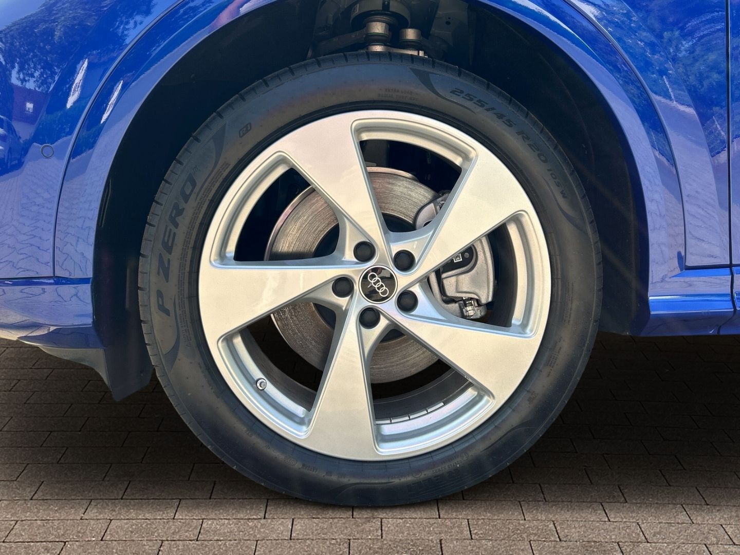 Fahrzeugabbildung Audi Q5 Sportback TDI quattro NAVI+LEDER+LED