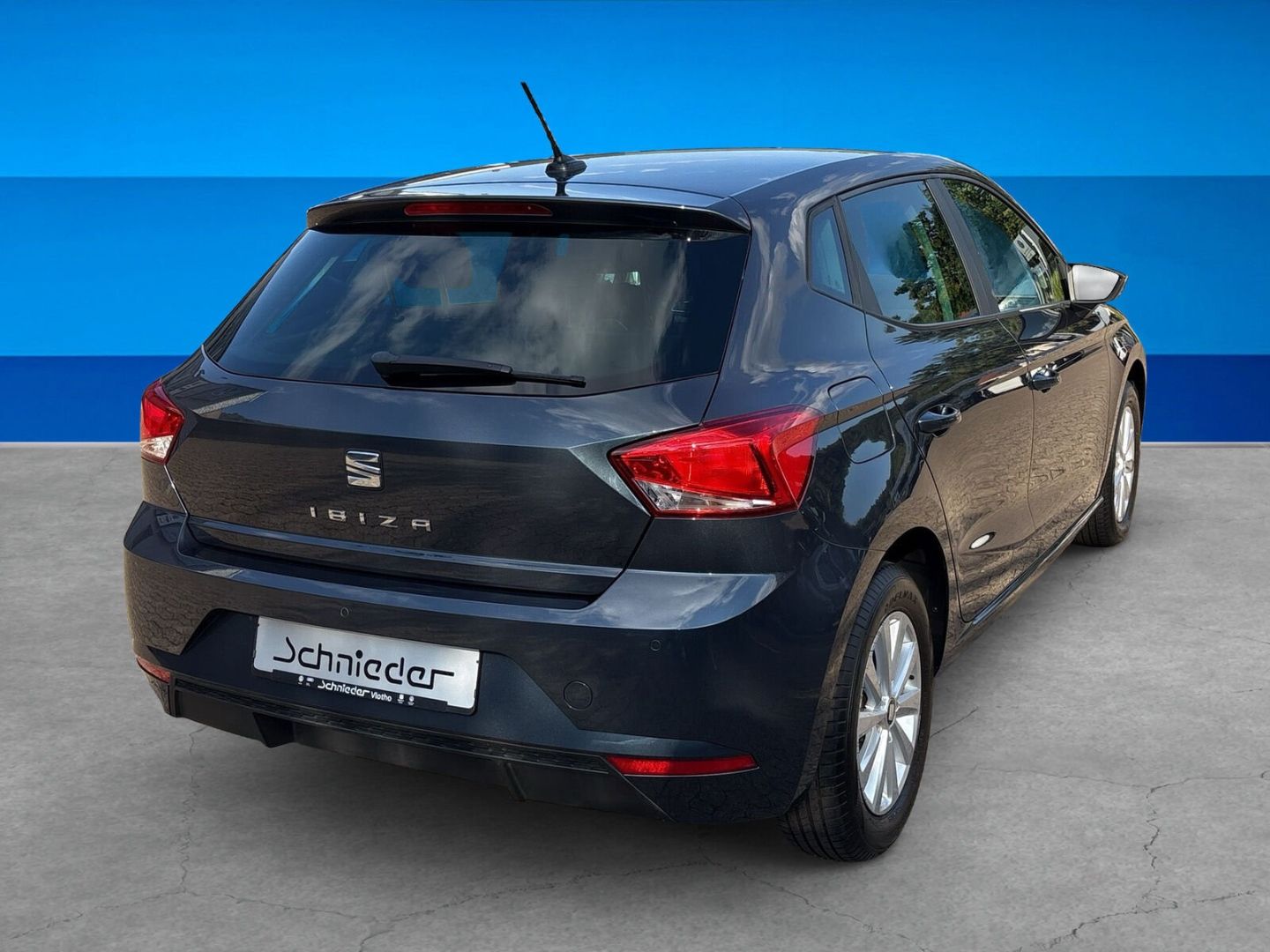 Fahrzeug 7 Fahrzeugabbildung SEAT Ibiza 1.0 TSI Style SHZ PDC CAM Klima AT - mit KI generiert/bearbeitet