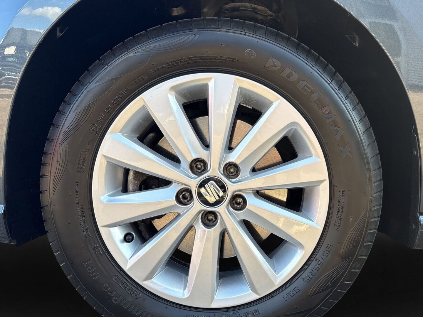 Fahrzeug 10 Fahrzeugabbildung SEAT Ibiza 1.0 TSI Style SHZ PDC CAM Klima AT - mit KI generiert/bearbeitet