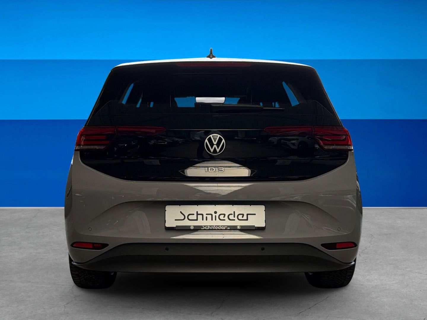 Fahrzeug 9 Fahrzeugabbildung Volkswagen ID.3 Pro Move 150 kW Rear View Navi LED Clima - mit KI generiert/bearbeitet