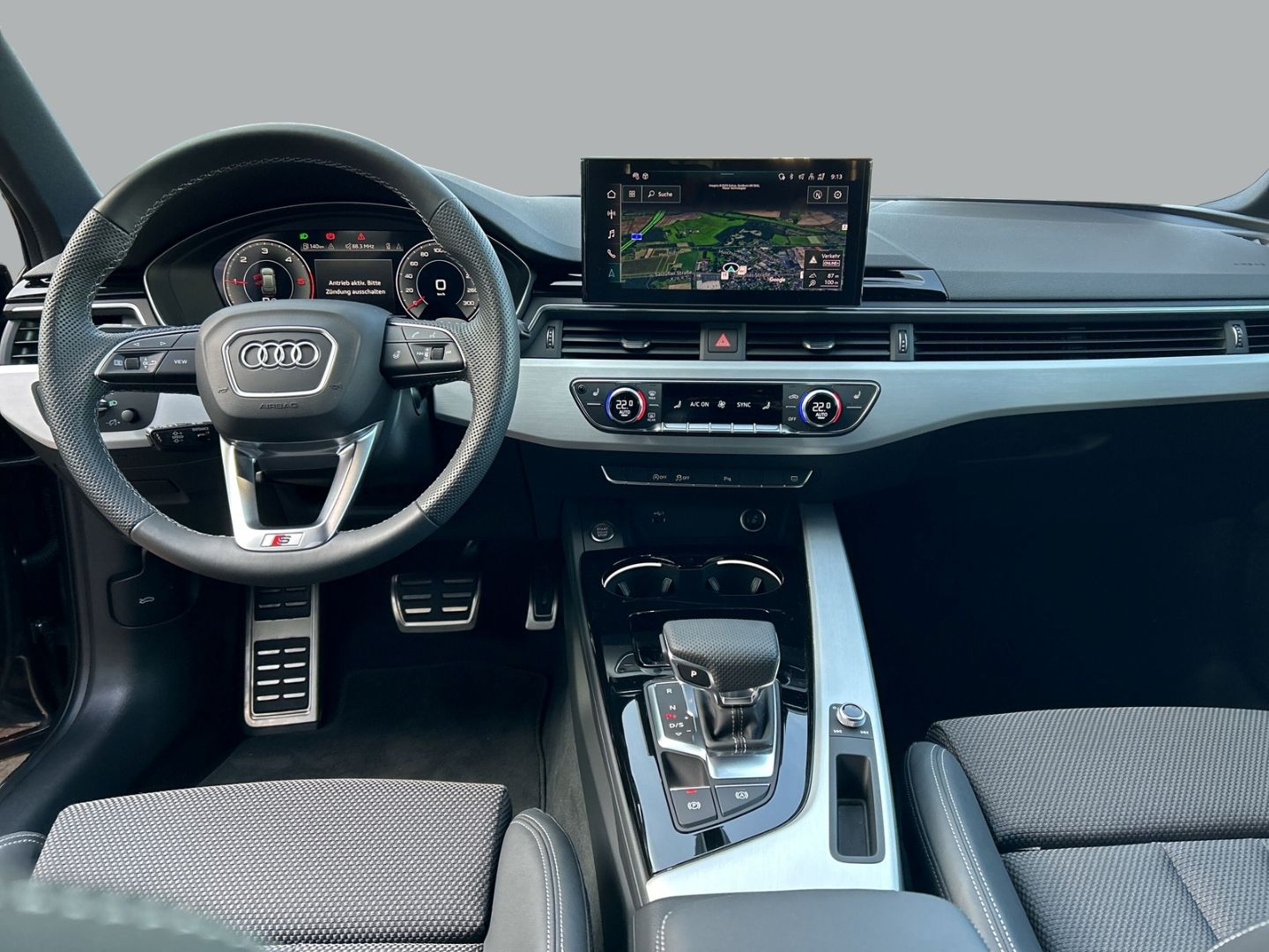Fahrzeugabbildung Audi A4 Avant 35 TDI S Line COMPETiTION+LED+KAMERA+NA