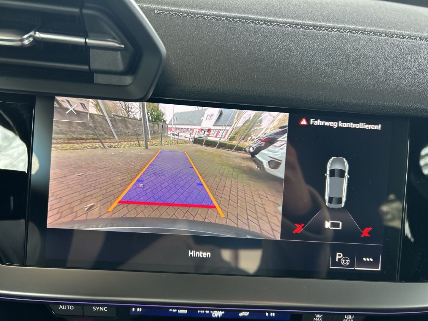 Fahrzeugabbildung Audi S3 Limousine 2.0 TFSI MATRIX-LED+B&O+KAMERA+NAVI