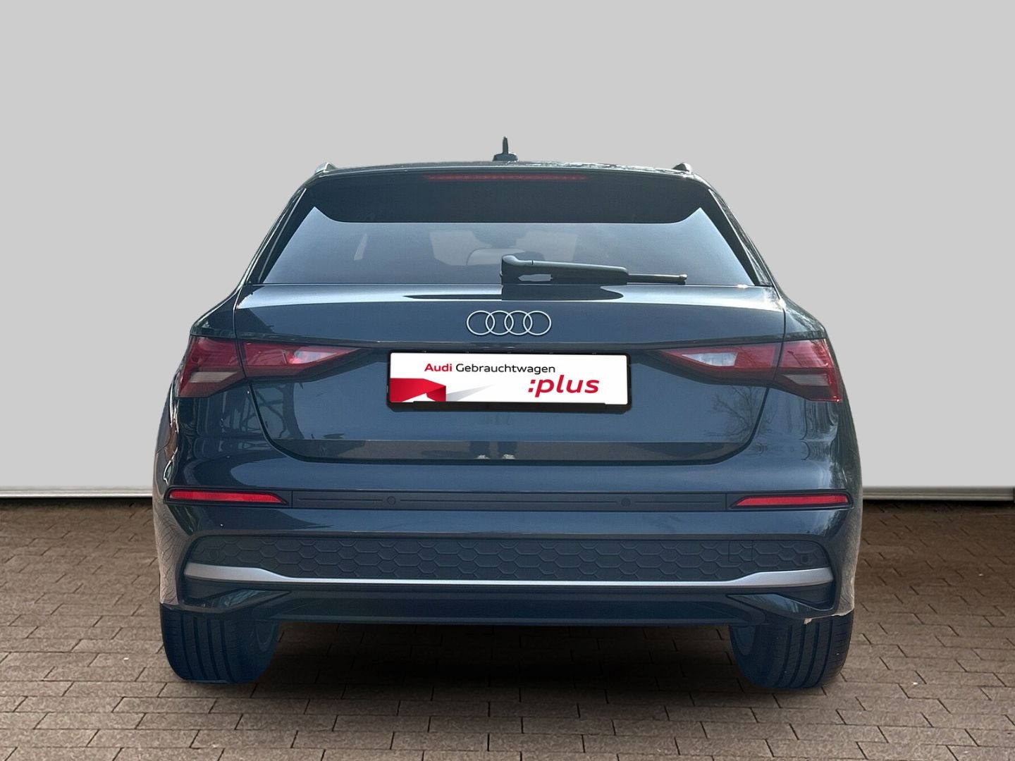 Fahrzeugabbildung Audi A3 Sportback 30 TFSI S-tronic NAVI+LED+ACC+KAMER