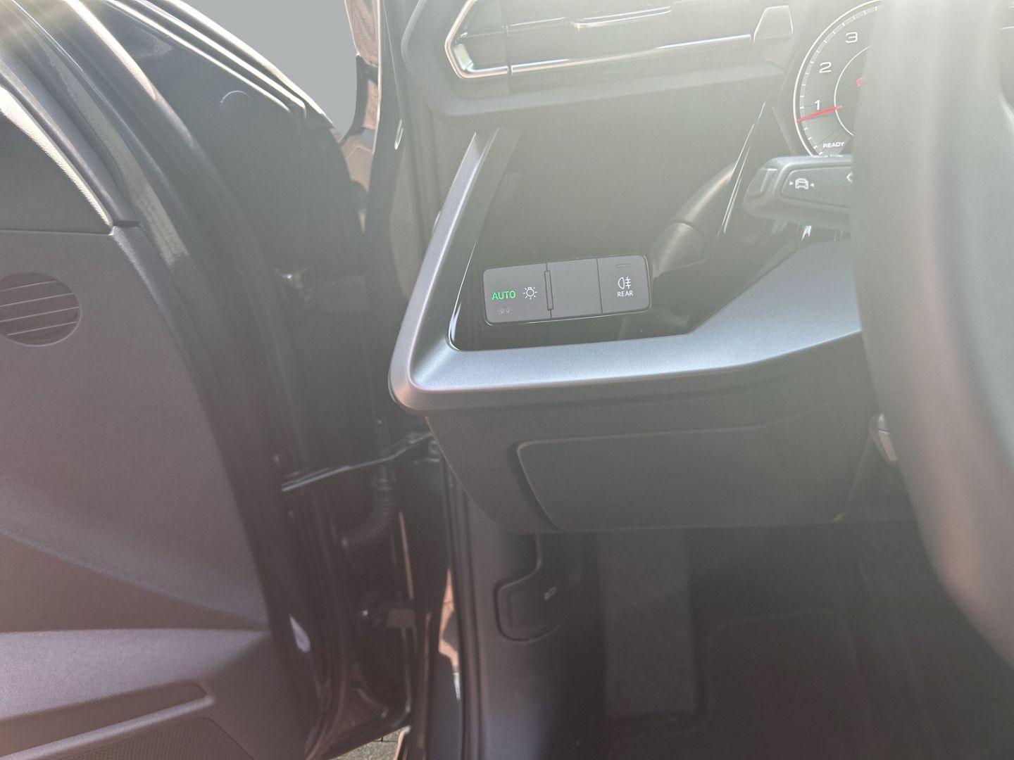 Fahrzeugabbildung Audi A3 Sportback 30 TFSI S-tronic NAVI+LED+ACC+KAMER