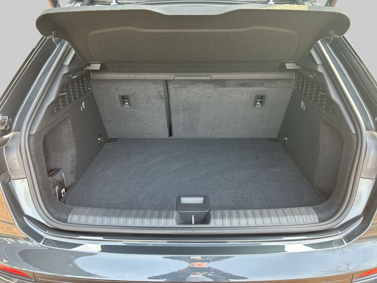 Fahrzeugabbildung Audi A3 Sportback 30 TFSI S-tronic NAVI+LED+ACC+KAMER