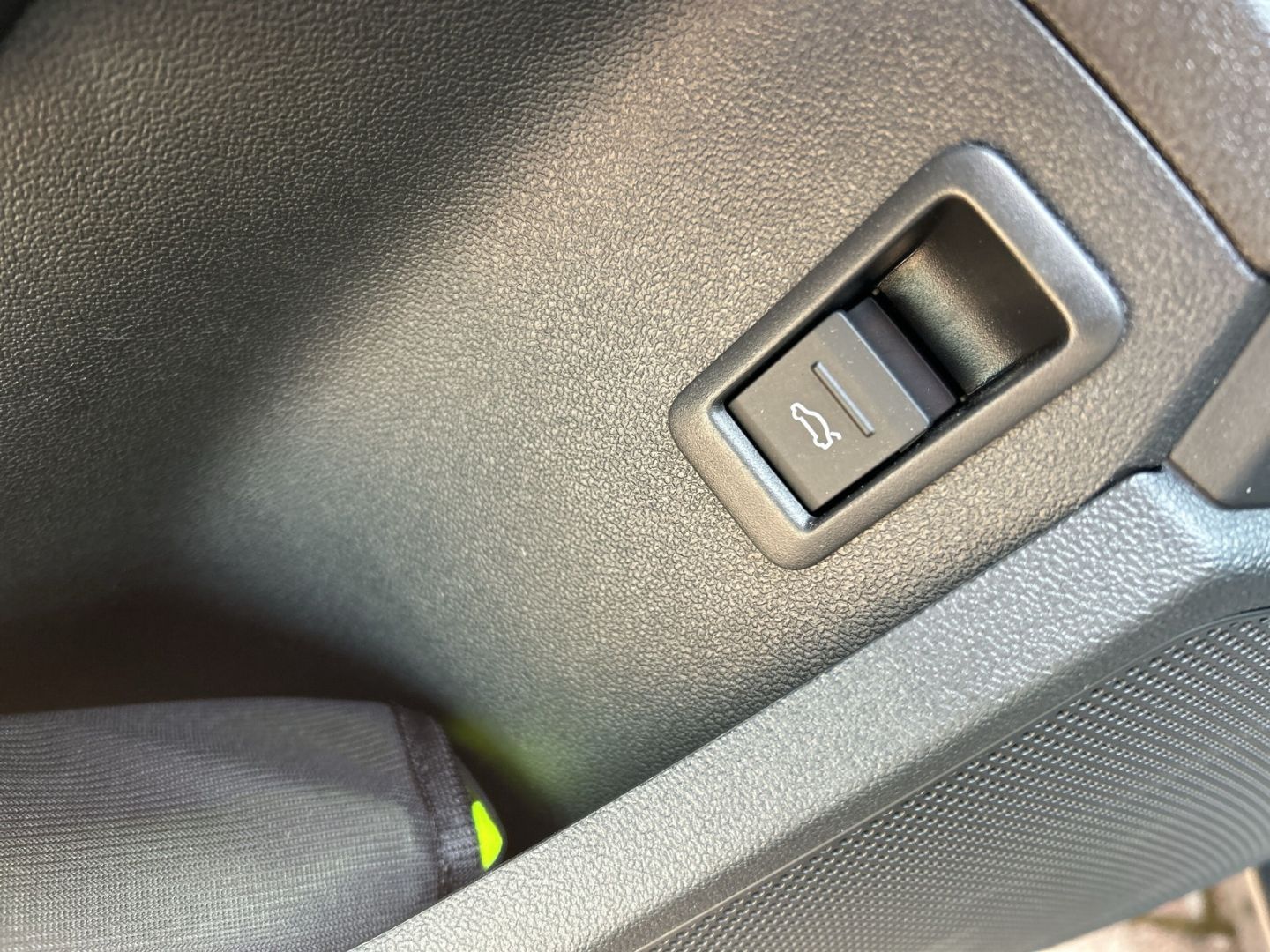 Fahrzeugabbildung Audi A3 Sportback 30 TFSI S-tronic NAVI+LED+ACC+KAMER