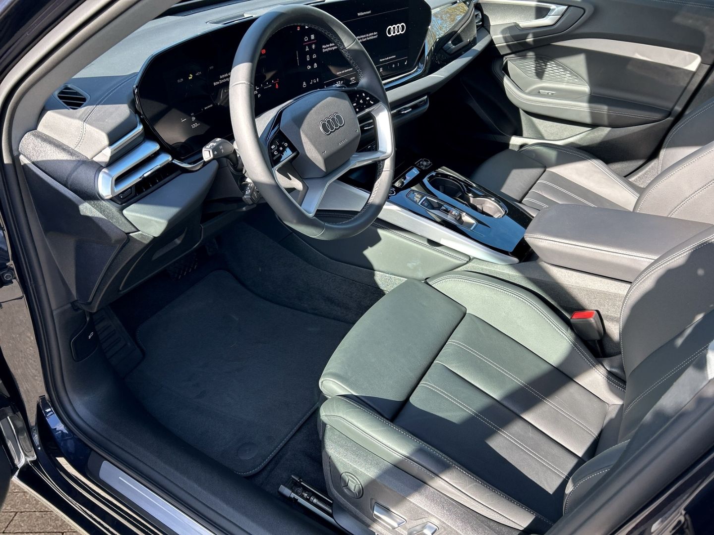 Fahrzeugabbildung Audi A5 Avant TFSI quattro AHK+NAVI+LEDER+LED+ACC+KAM