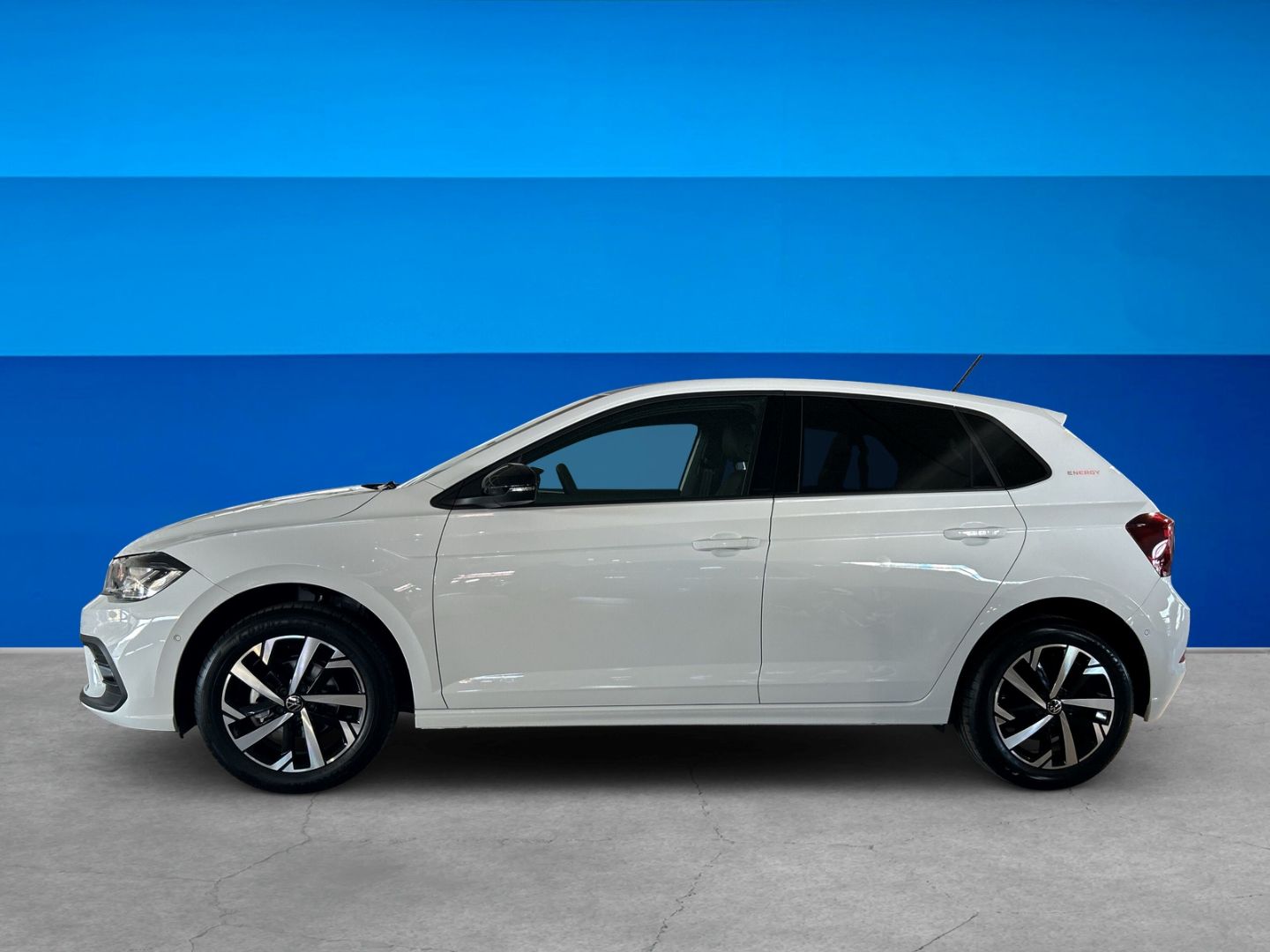 Fahrzeugabbildung Volkswagen Polo ENERGY 1,0l TSI 5-Gang REAR VIEW +PAKET NAV