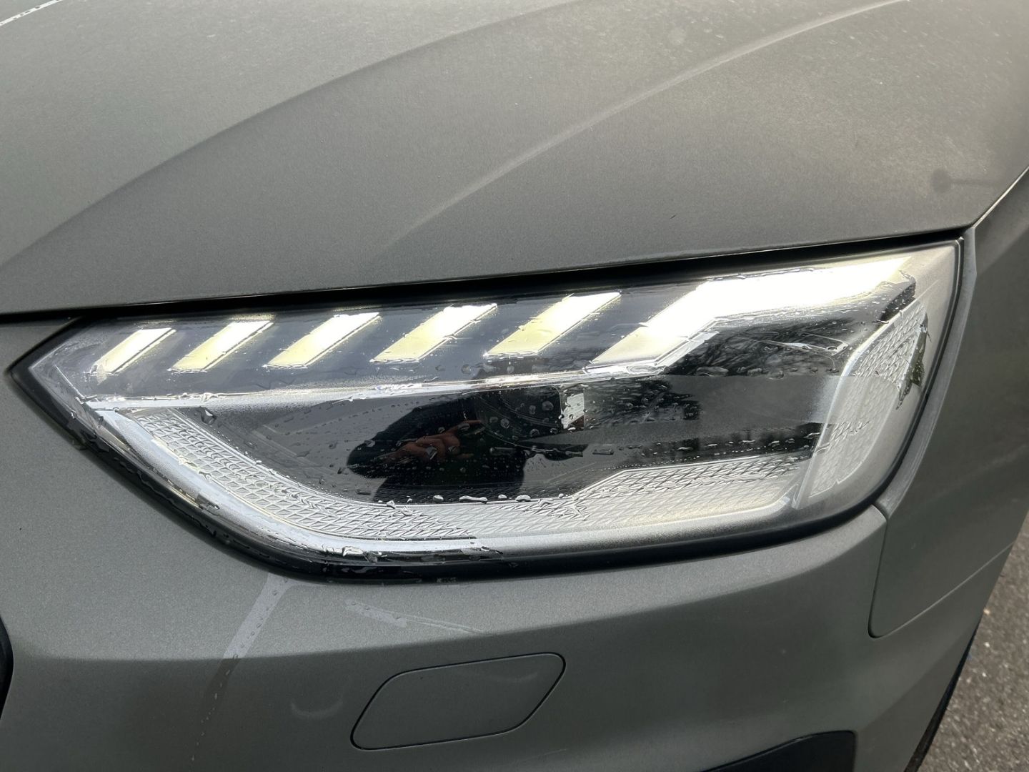 Fahrzeugabbildung Audi A4 Avant 40 TDI quattro S-tronic S-Line+Competit