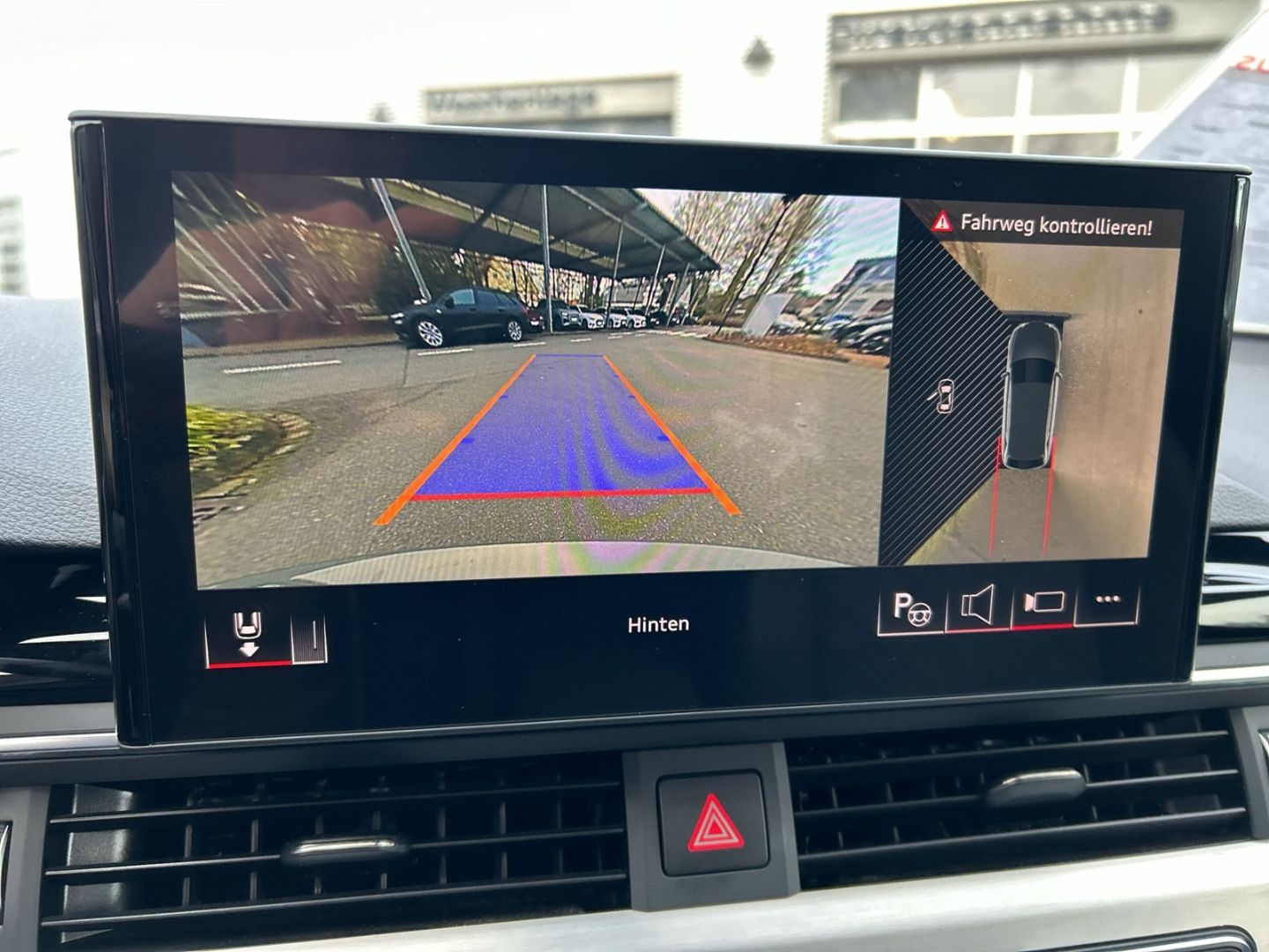 Fahrzeugabbildung Audi A4 Avant 40 TDI quattro S-tronic S-Line+Competit