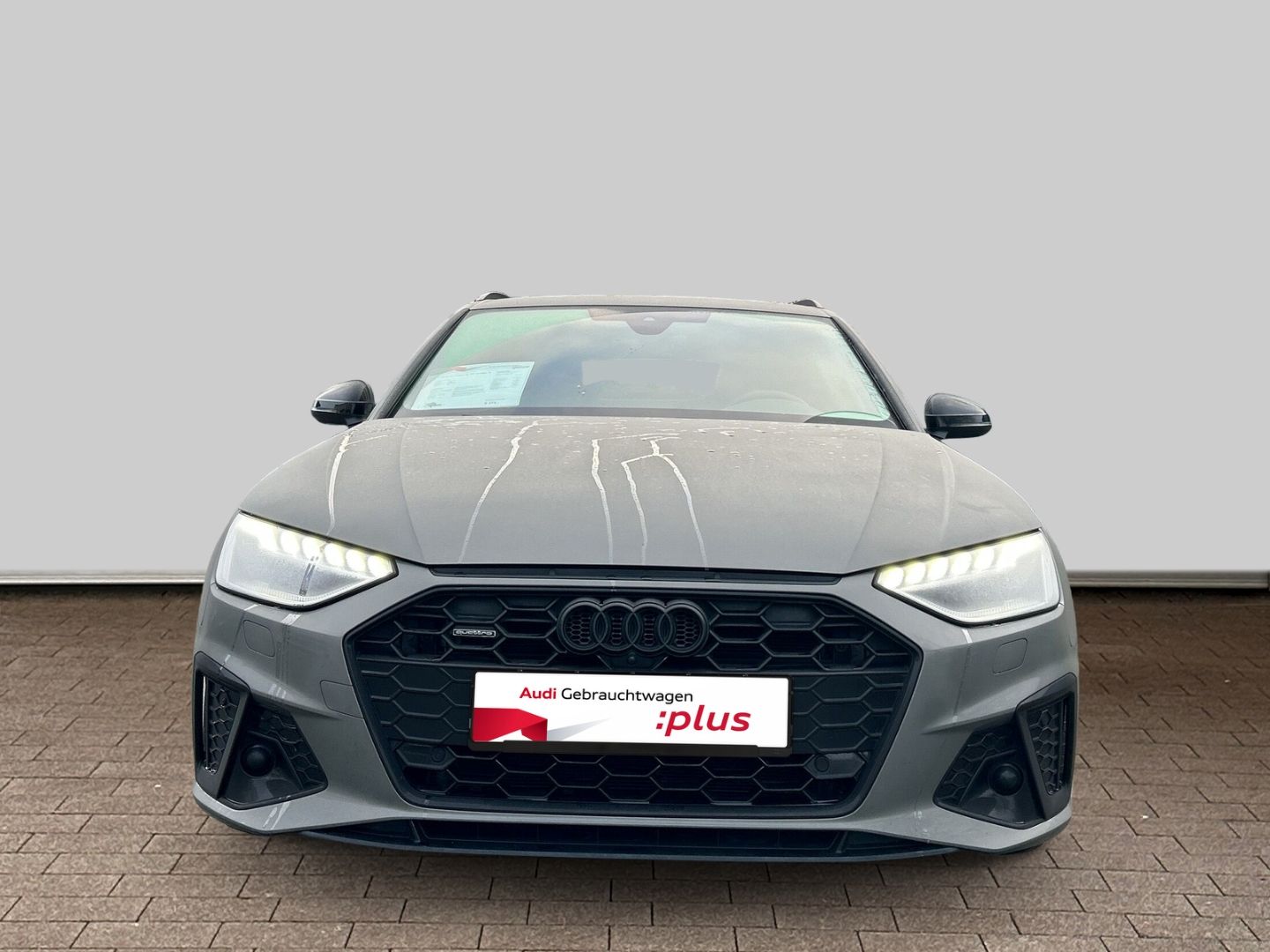 Fahrzeugabbildung Audi A4 Avant 40 TDI quattro S-tronic S-Line+Competit