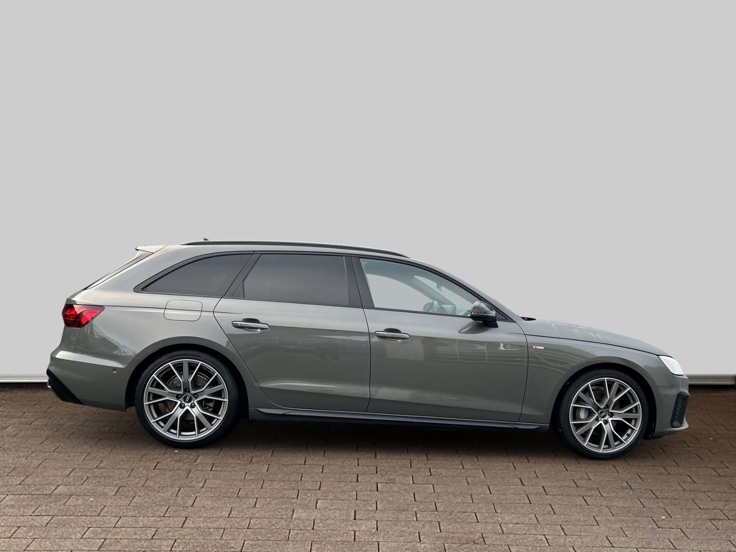 Fahrzeugabbildung Audi A4 Avant 40 TDI quattro S-tronic S-Line+Competit