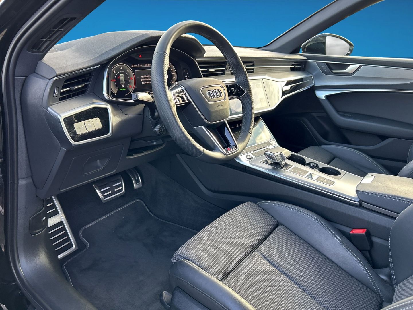 Fahrzeugabbildung Audi A6 Avant 40 TDI S line PANO+LED+KAMERA+NAVI+LEDE