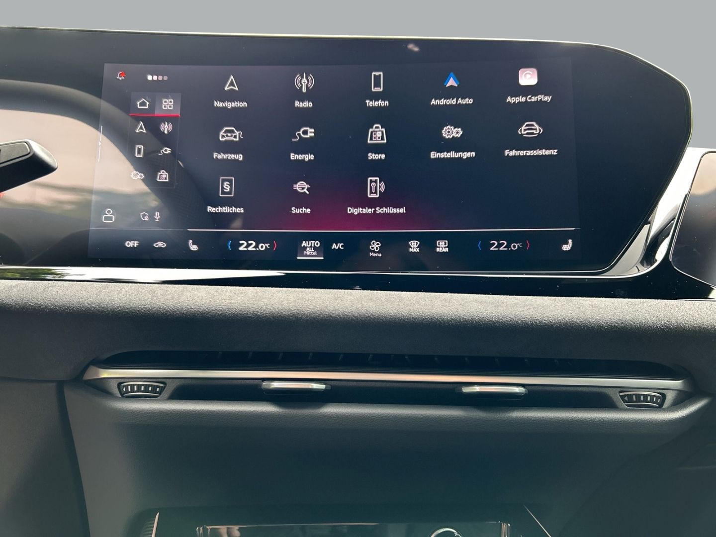 Fahrzeugabbildung Audi A6 Limousine edition one e-hybrid quattro 220 kW