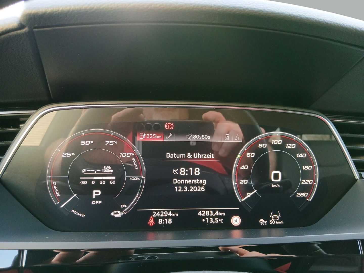 Fahrzeugabbildung Audi Q8 E-tron SPORTBACK  ADVANCED+AHK+VIRTUAL+LUFT+C