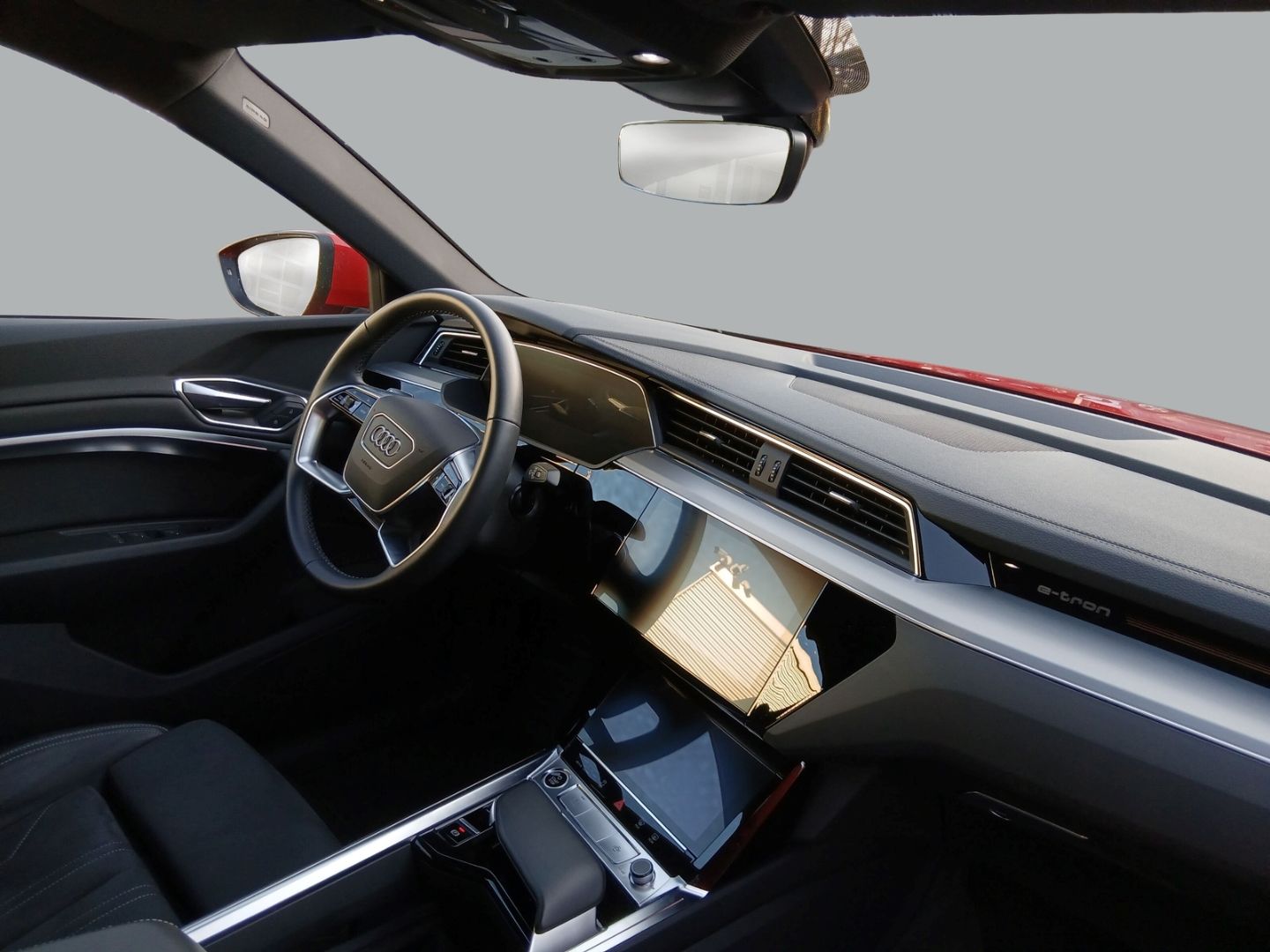 Fahrzeugabbildung Audi Q8 E-tron SPORTBACK  ADVANCED+AHK+VIRTUAL+LUFT+C