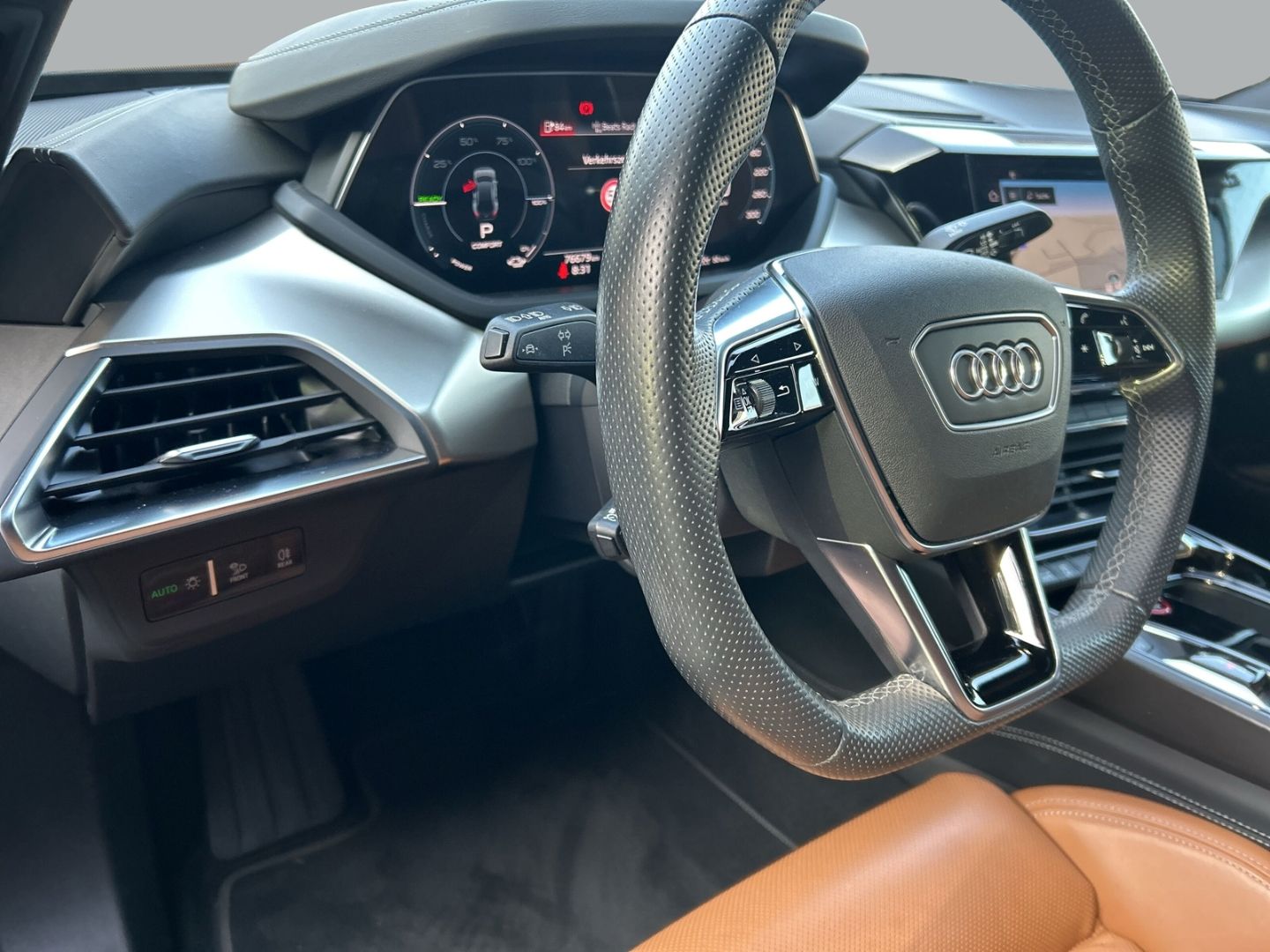 Fahrzeugabbildung Audi e-tron GT LED+PANO+ Panorama+MASSAGE+VIRTUAL