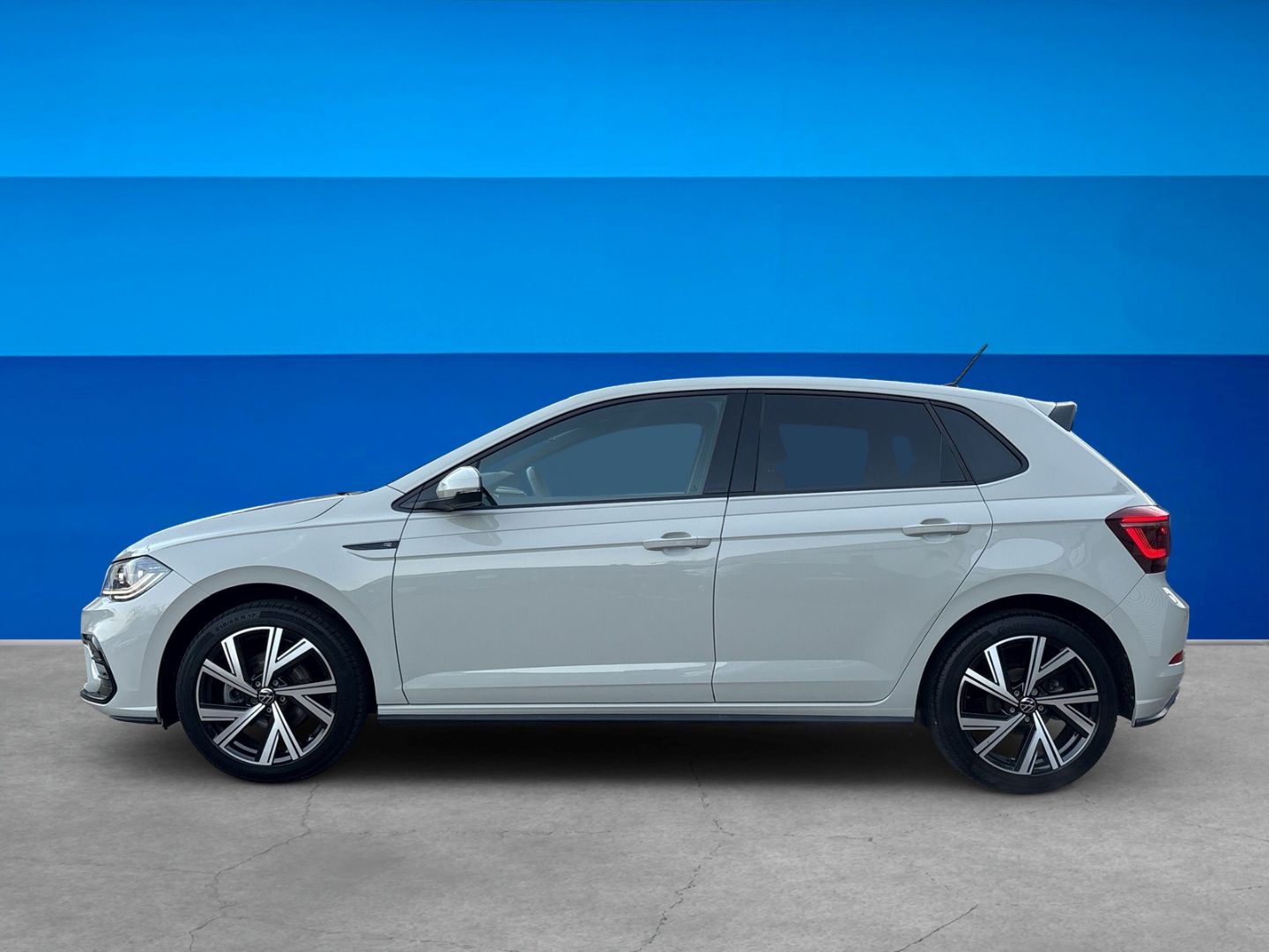 Fahrzeug 4 Fahrzeugabbildung Volkswagen Polo R-Line 1.0 TSI CarPlay Cam IQ-Light PDC vo+