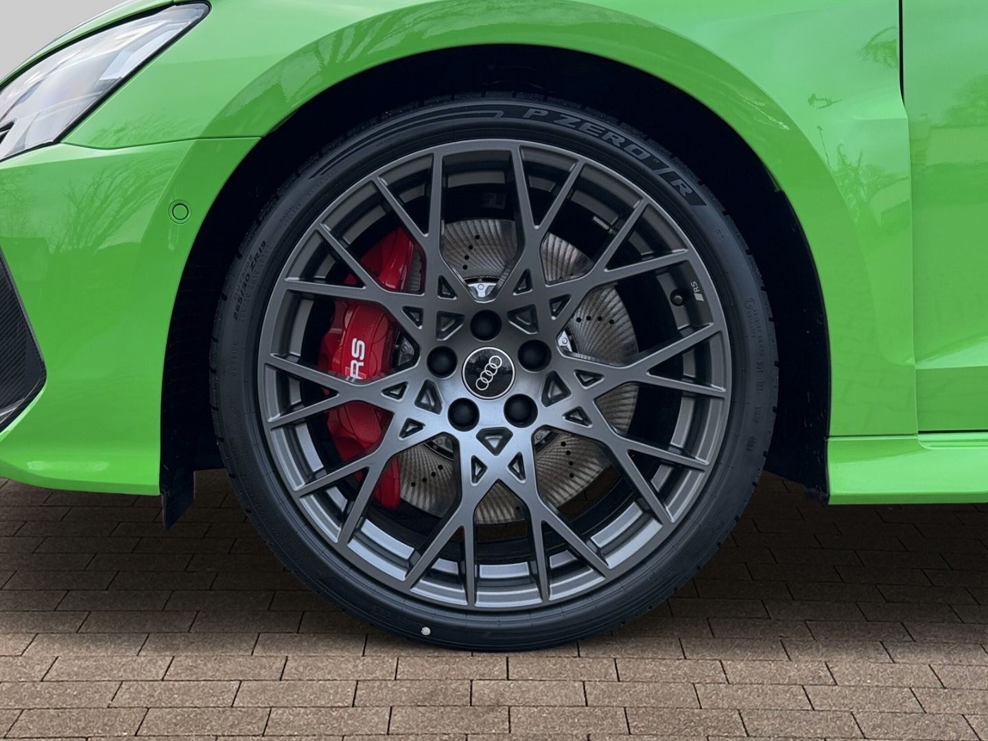 Fahrzeugabbildung Audi RS3 SPORTBACK 2.5 TFSI MATRIX-LED+PANO+HUD+VIRTU