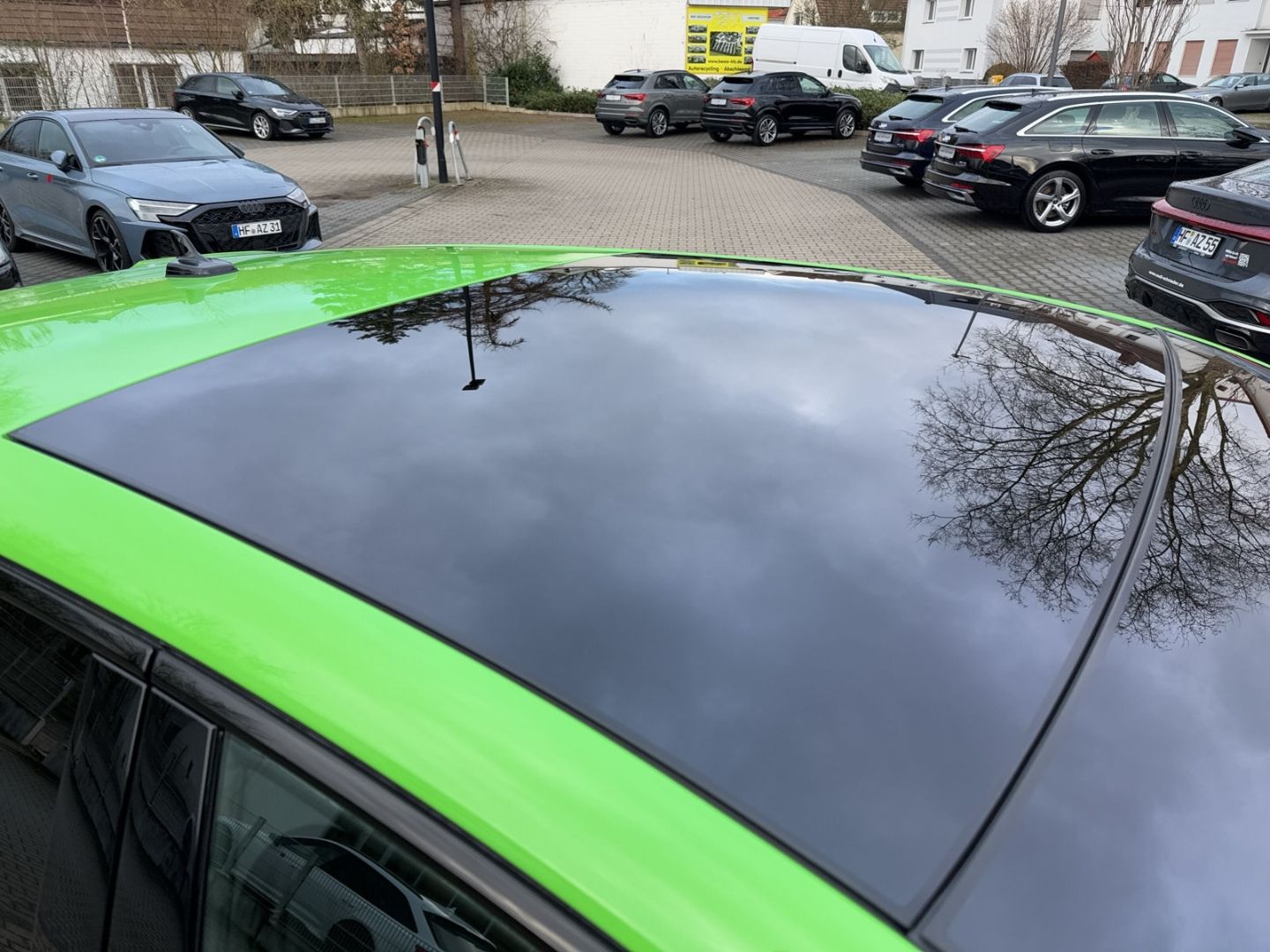 Fahrzeugabbildung Audi RS3 SPORTBACK 2.5 TFSI MATRIX-LED+PANO+HUD+VIRTU