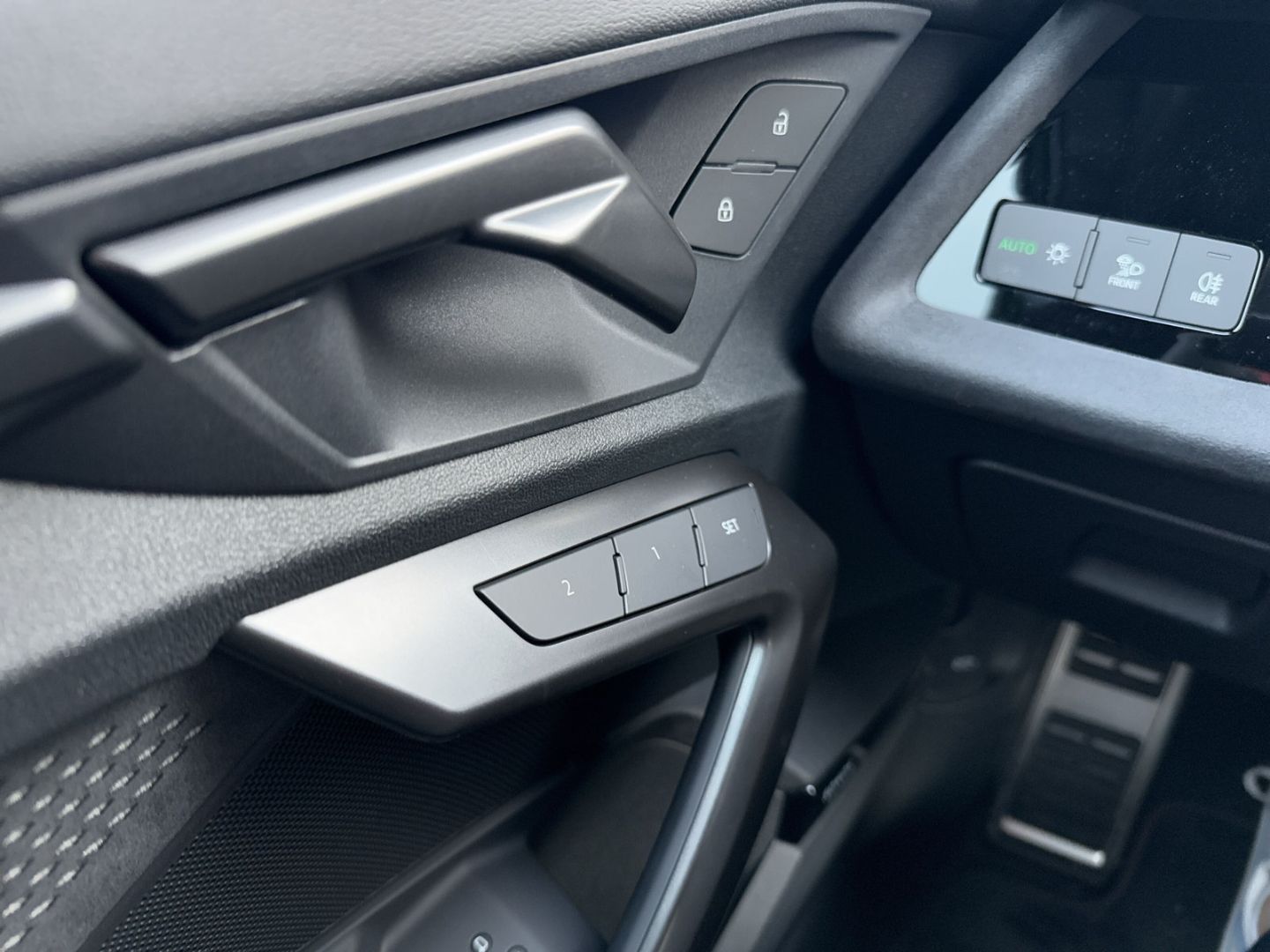 Fahrzeugabbildung Audi RS3 SPORTBACK 2.5 TFSI MATRIX-LED+PANO+HUD+VIRTU