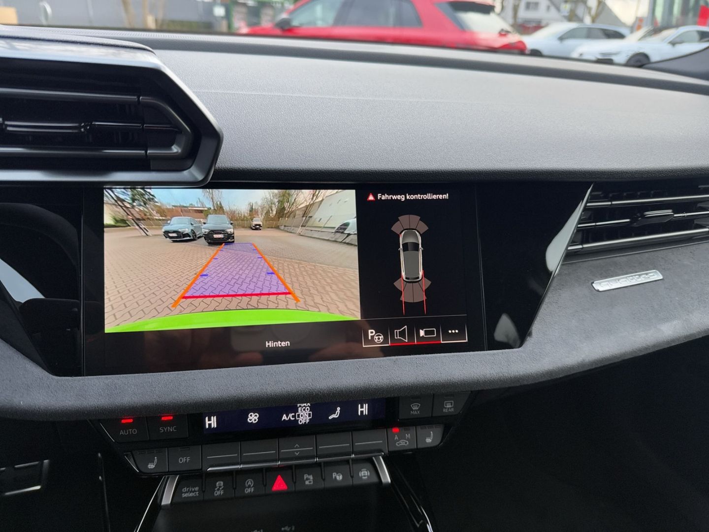 Fahrzeugabbildung Audi RS3 SPORTBACK 2.5 TFSI MATRIX-LED+PANO+HUD+VIRTU