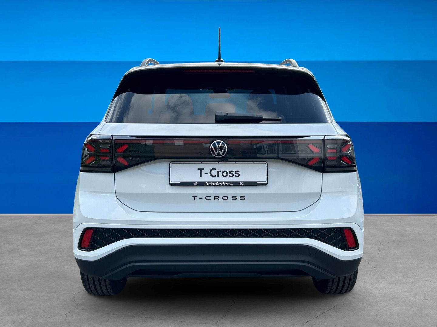 Fahrzeugabbildung Volkswagen T-Cross R-Line 1.5l TSI AHK REAR VIEW IQ.LIGHT B
