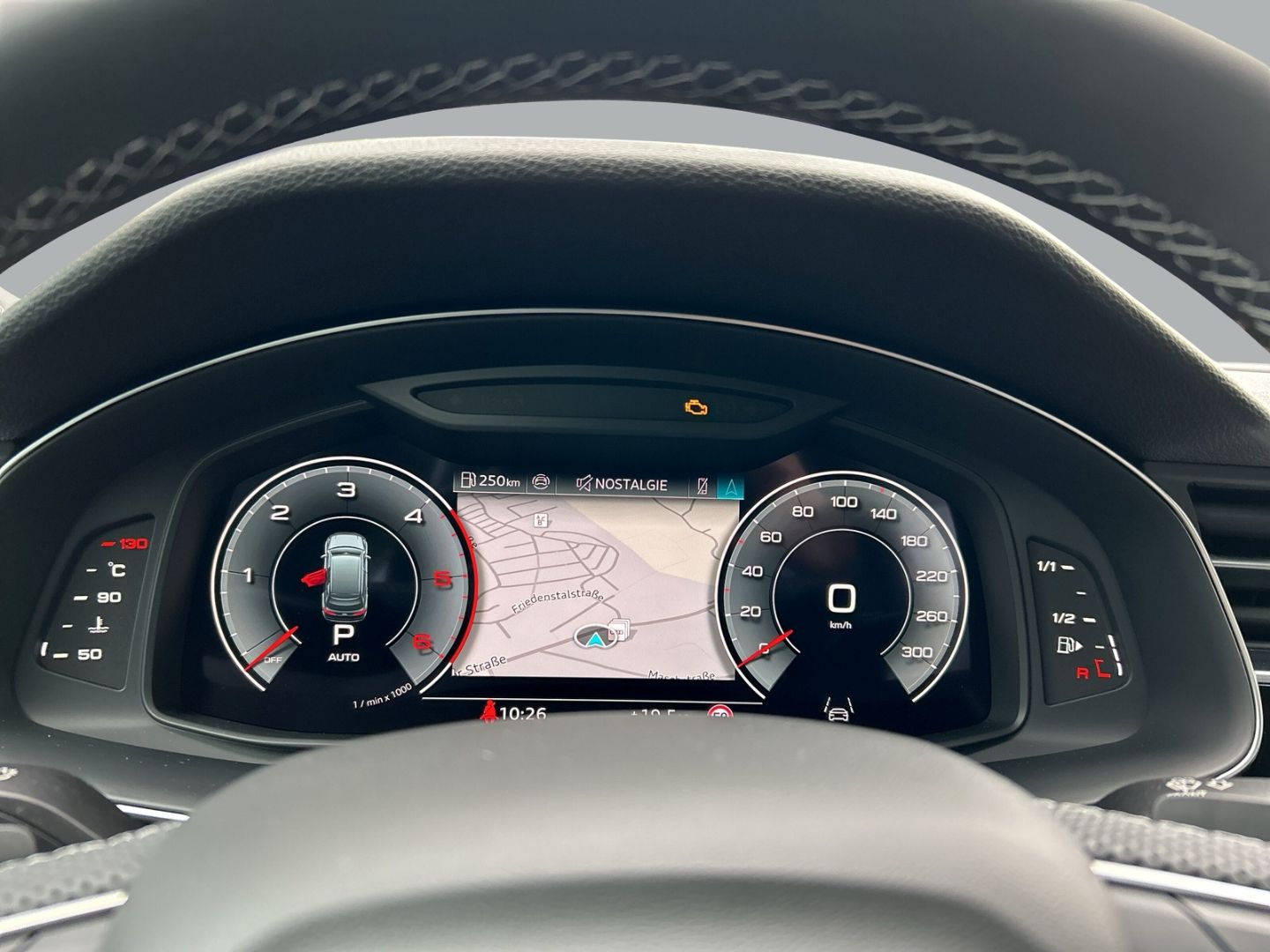 Fahrzeugabbildung Audi Q7 50 TDI S-LINE+HUD+PANO+AHK+LEDER+STANDHZG+MAT