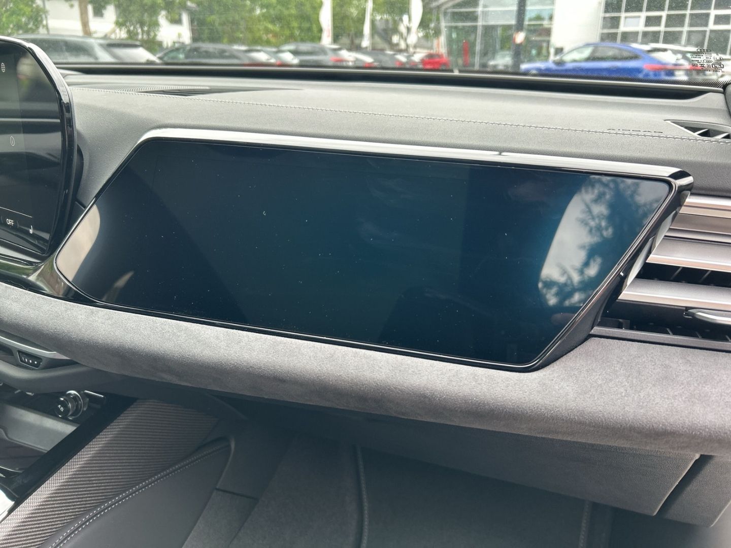 Fahrzeugabbildung Audi A5 AVANT e-HYBRID 220 kW LED+PANO,B&O,