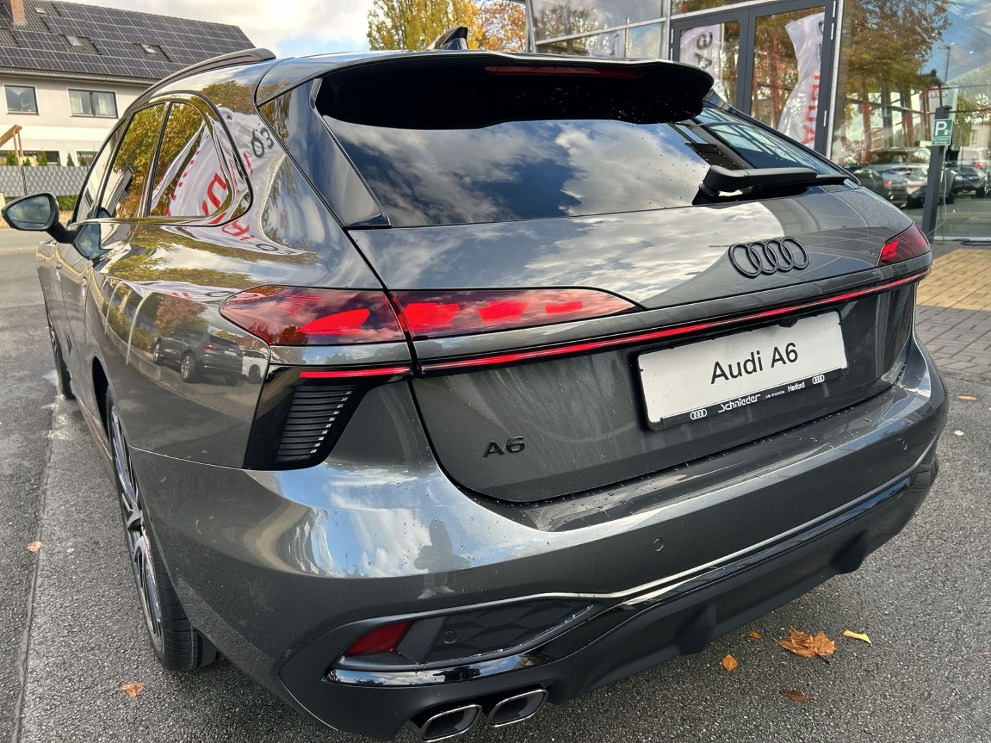 Fahrzeug 23 Fahrzeugabbildung Audi A6 Avant edition one 2.0 TDI S-line+HUD+NAVI+LED