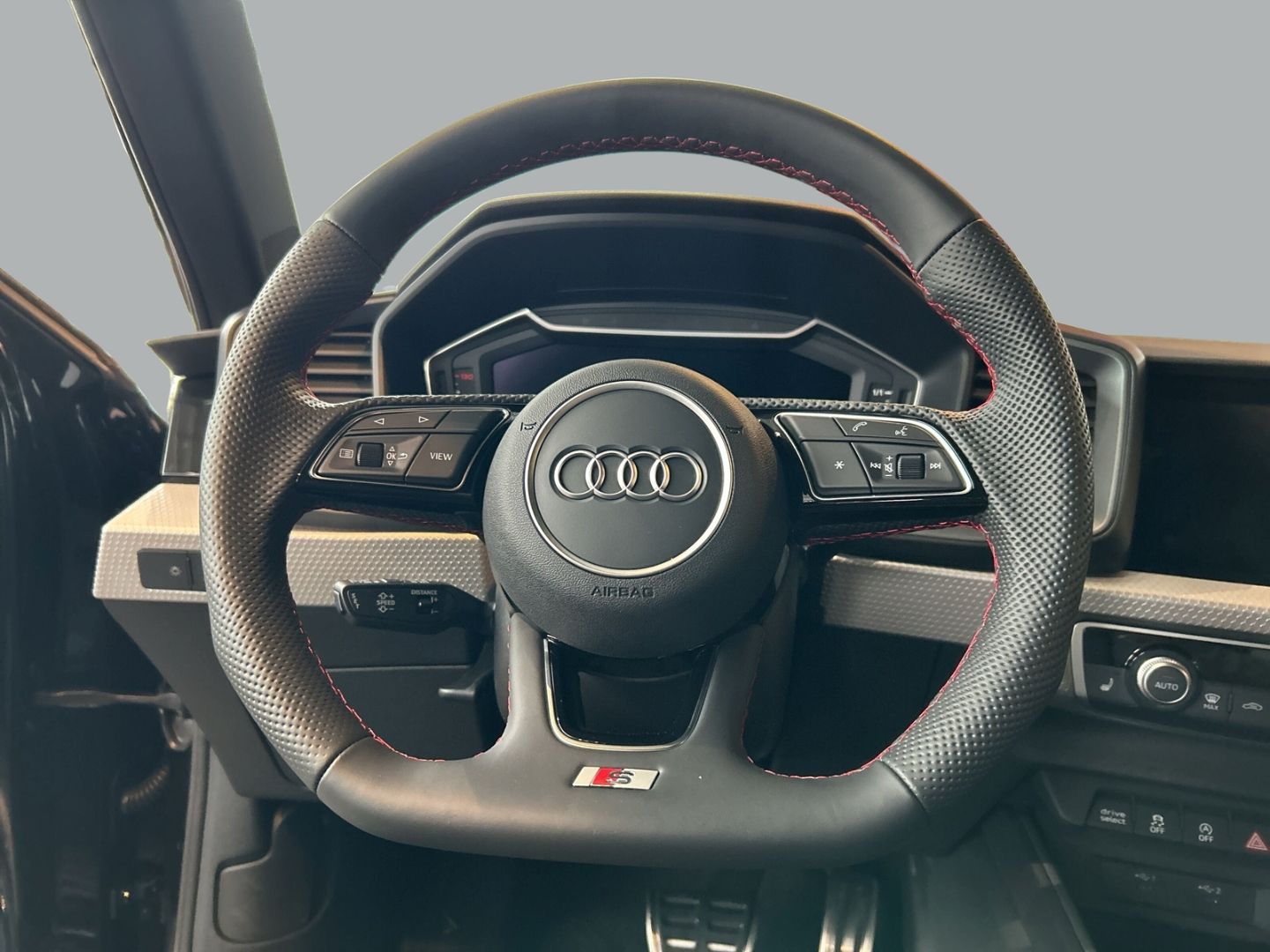 Fahrzeug 14 Fahrzeugabbildung Audi A1 Sportback 40 TFSI S-line+NAVI+LEDER+VIRTUAL+L