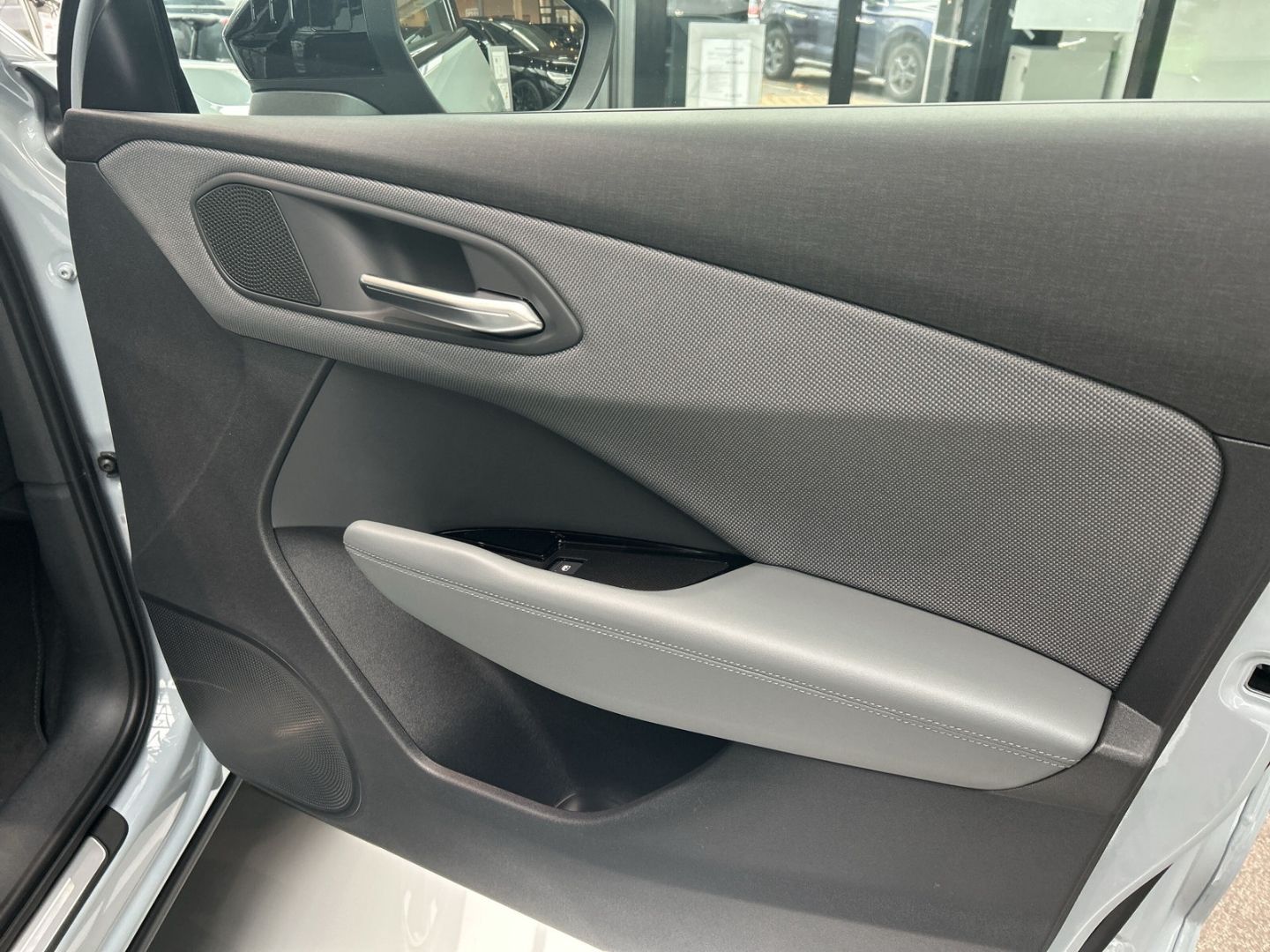 Fahrzeug 22 Fahrzeugabbildung Audi Q3 TDI S-tronic S-LINE+NAVI+LED+SPORTSITZE