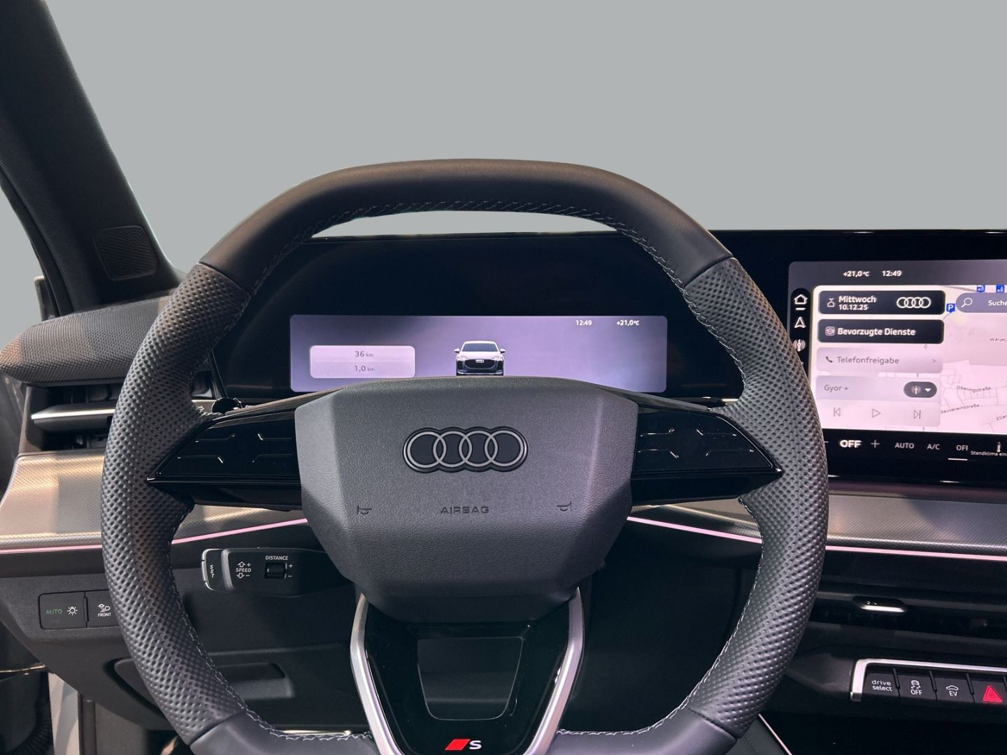 Fahrzeugabbildung Audi Q3 Sportback e-hybrid 200 kW S-LINE+NAVI+LED+CAR