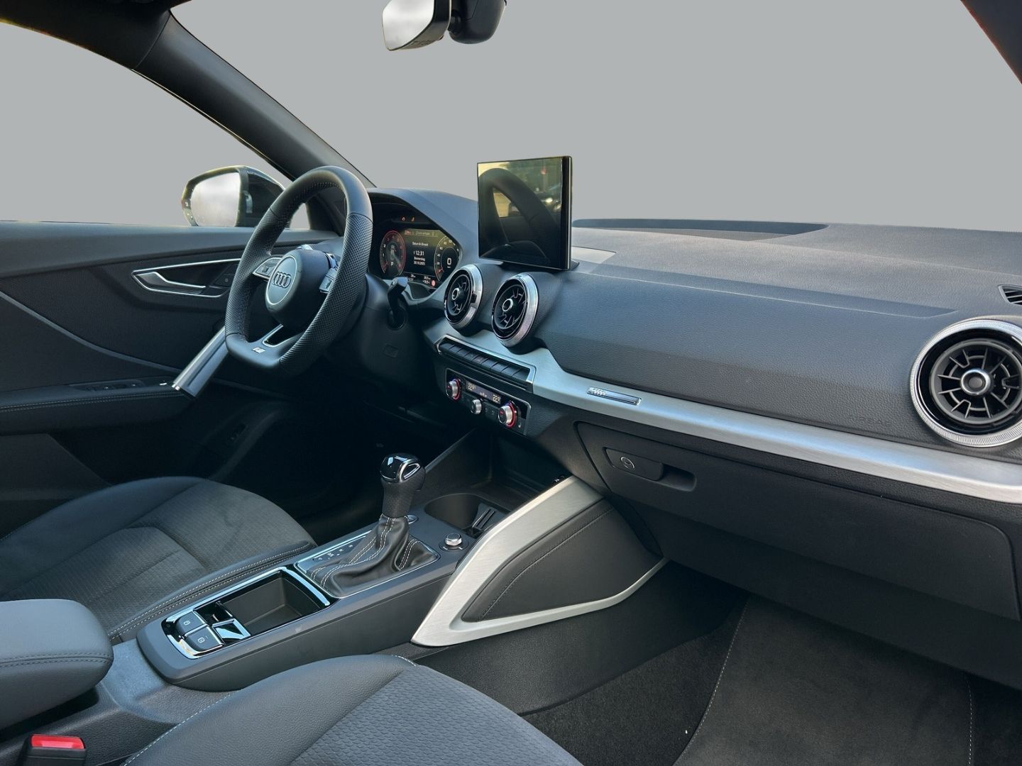 Fahrzeugabbildung Audi Q2 advanced 35 TFSI S tronic+AHK+LEDER+LED+KAMER