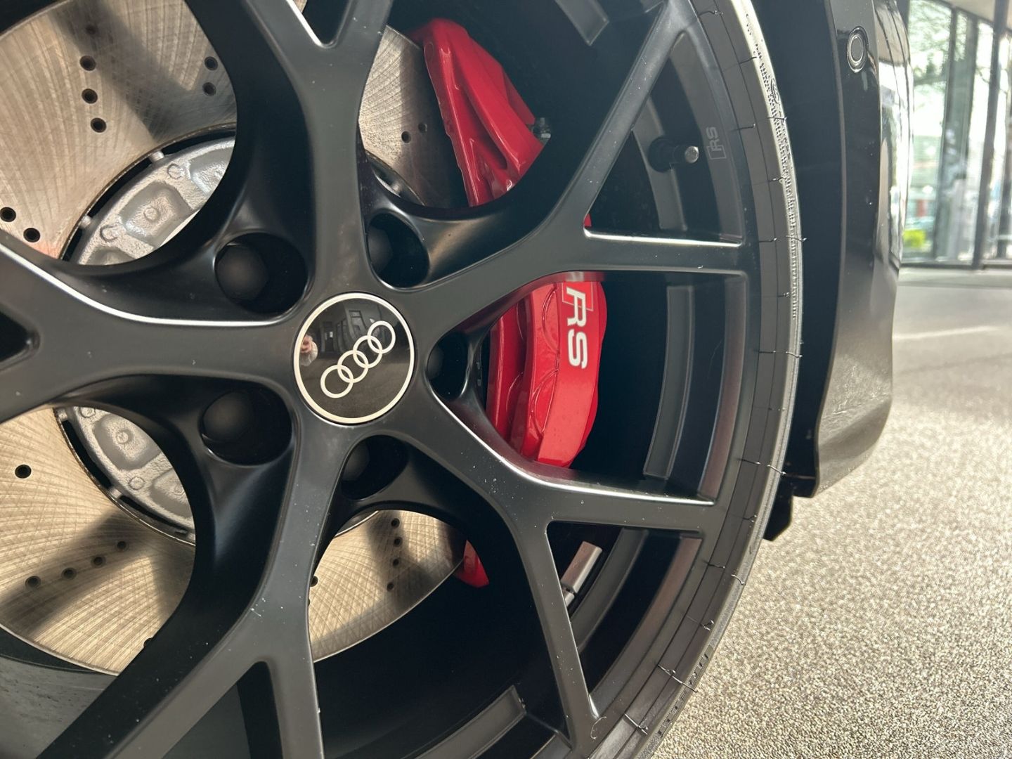 Fahrzeugabbildung Audi RS3 SPORTBACK+LED+PANO+HUD+280KM/H+KAMERA