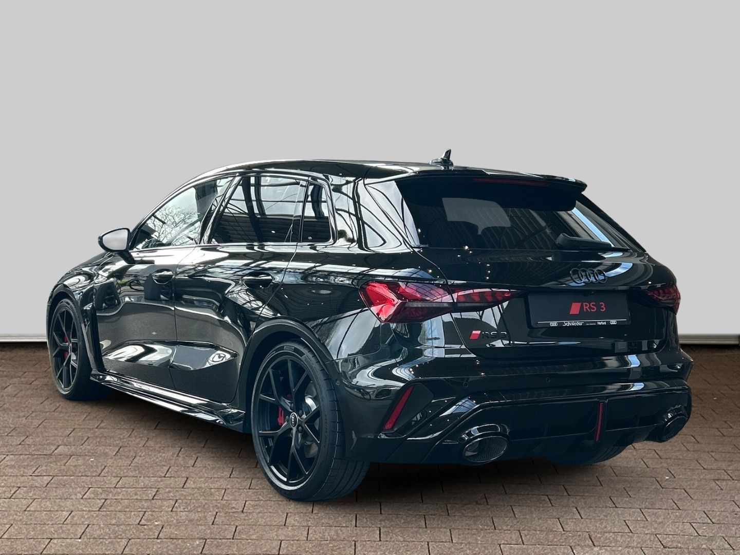 Fahrzeugabbildung Audi RS3 SPORTBACK+LED+PANO+HUD+280KM/H+KAMERA